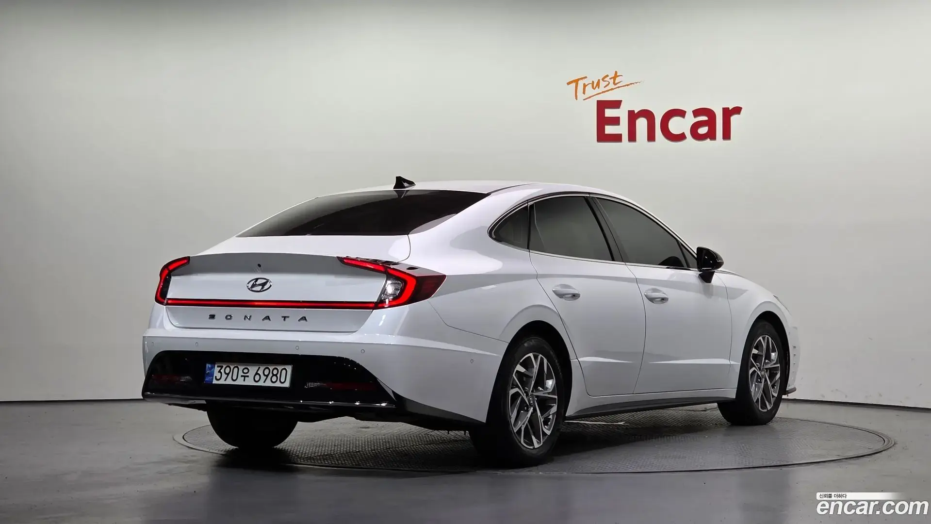 Main__Slider__Photo:Sonata Hyundai 2021.9-1
