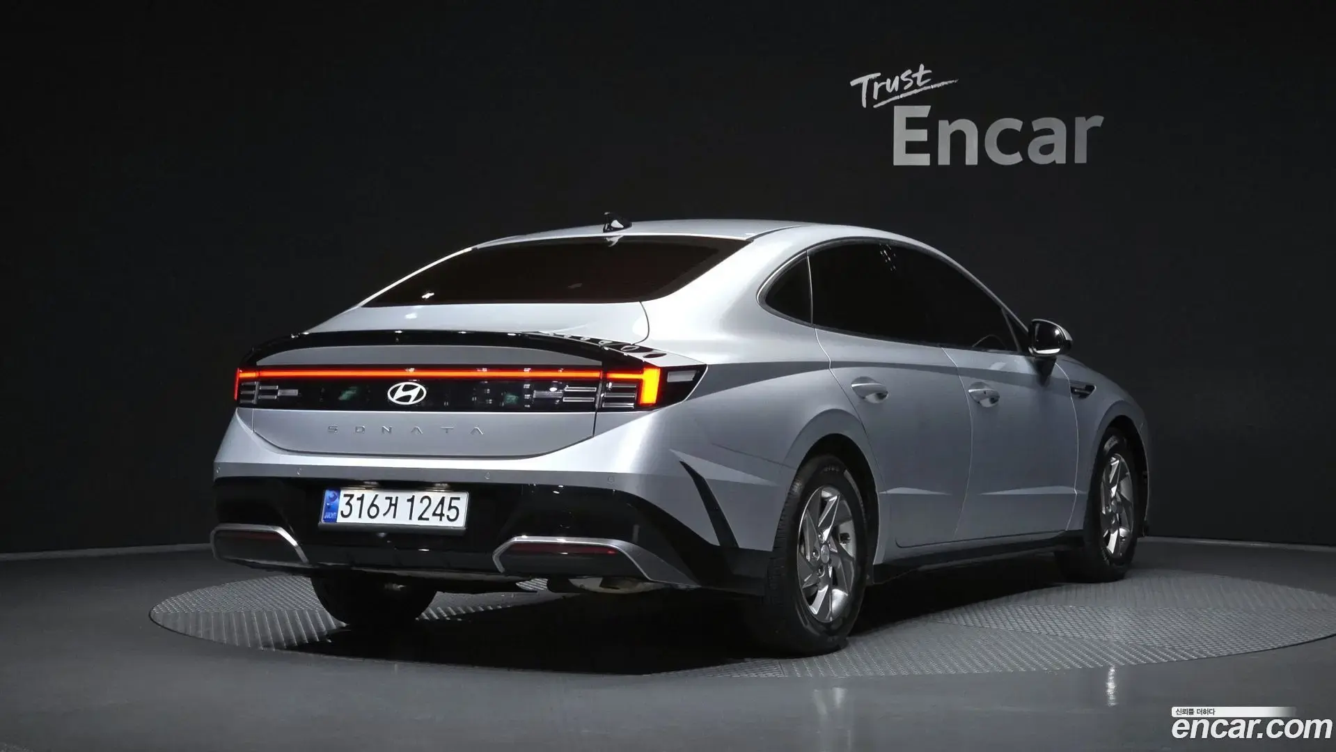 Main__Slider__Photo:Sonata Hyundai 2025.2-1