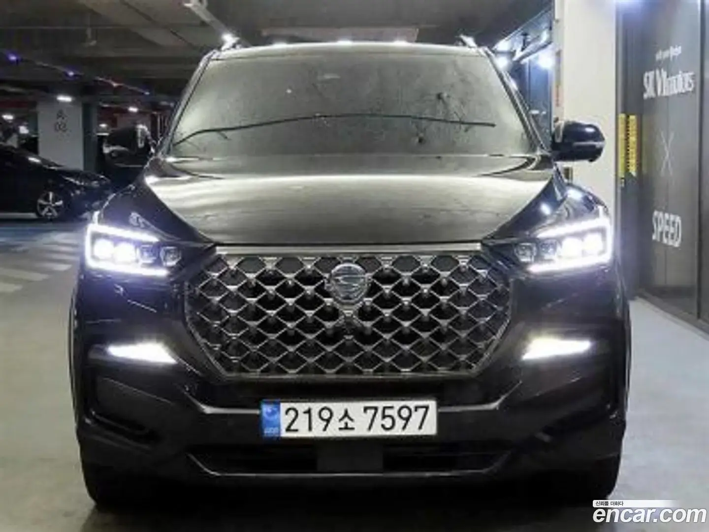 Main__Slider__Photo:Rexton KG Mobility 2023.3-1