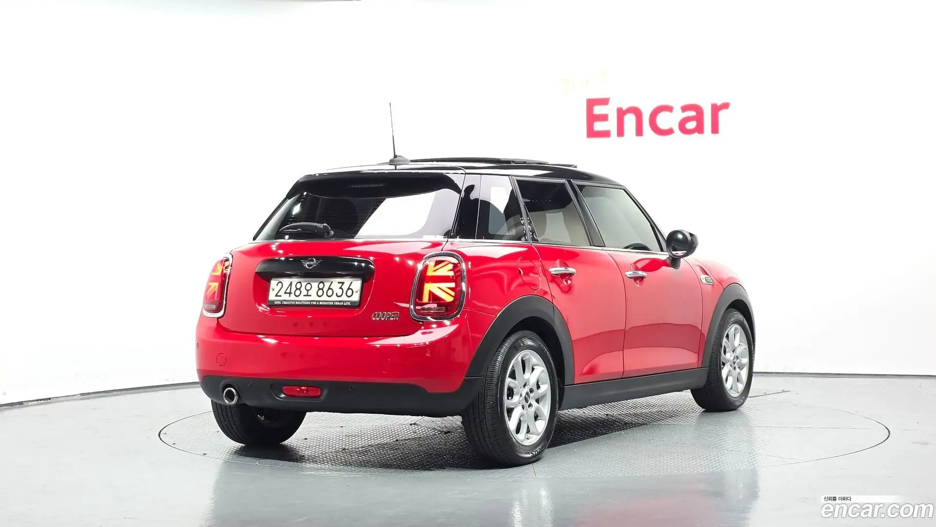 Main__Slider__Photo:Cooper Mini 2020.5-1