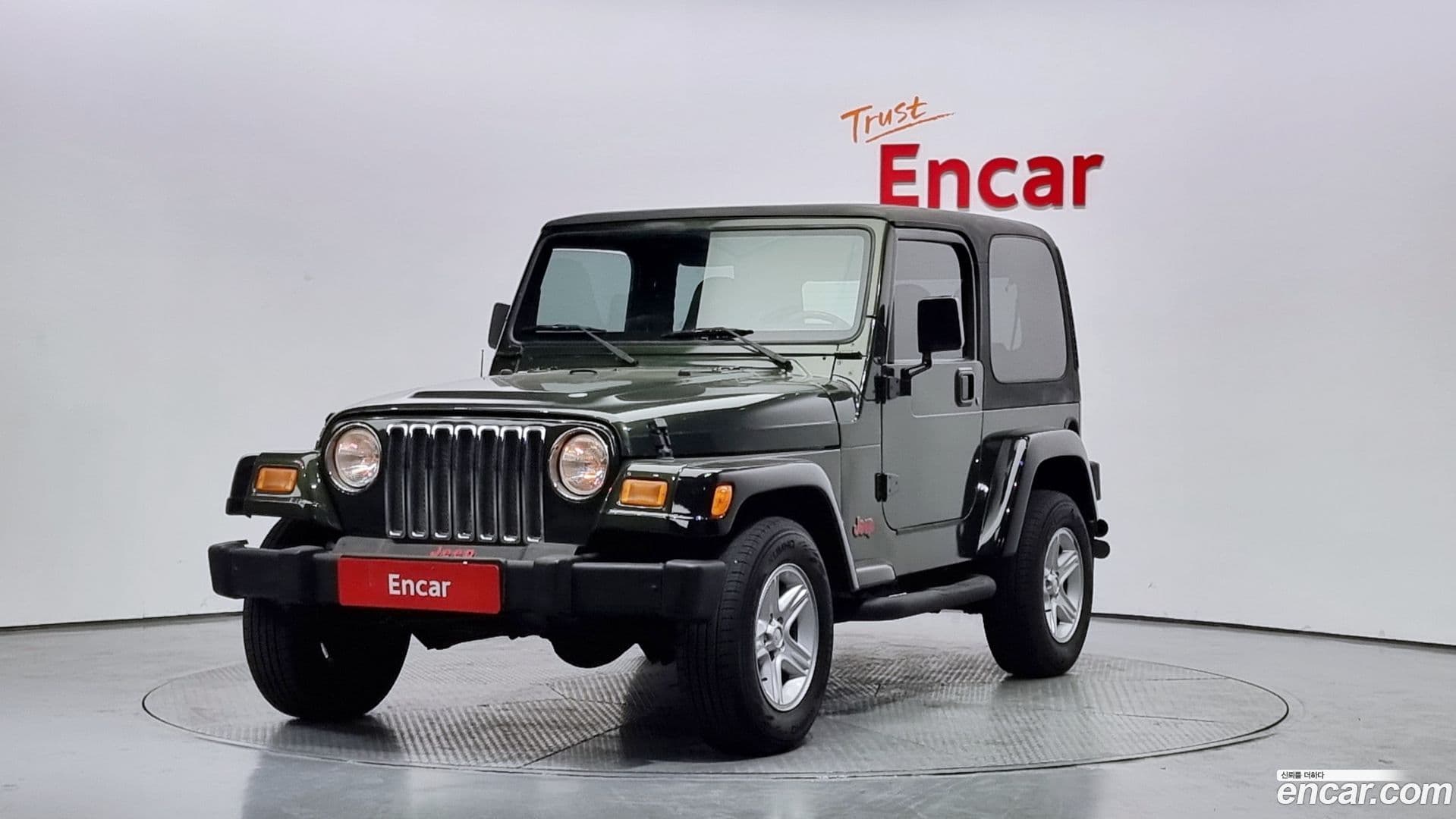 Main__Slider__Photo:Wrangler Jeep 1997.11-0