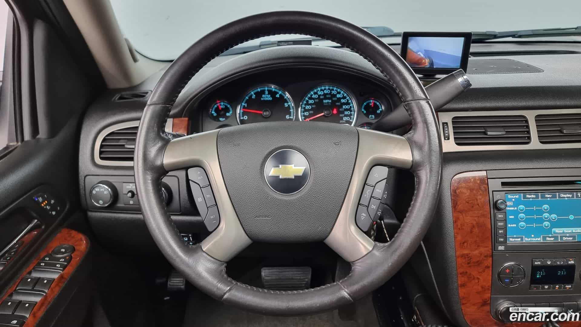 Surburban Chevrolet 2010.8-OPTION-018
