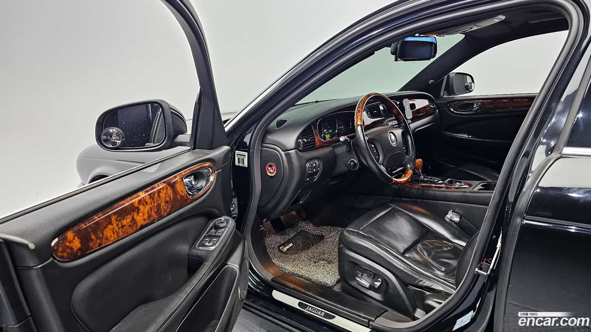 XJ Jaguar 2007.8-OPTION-015