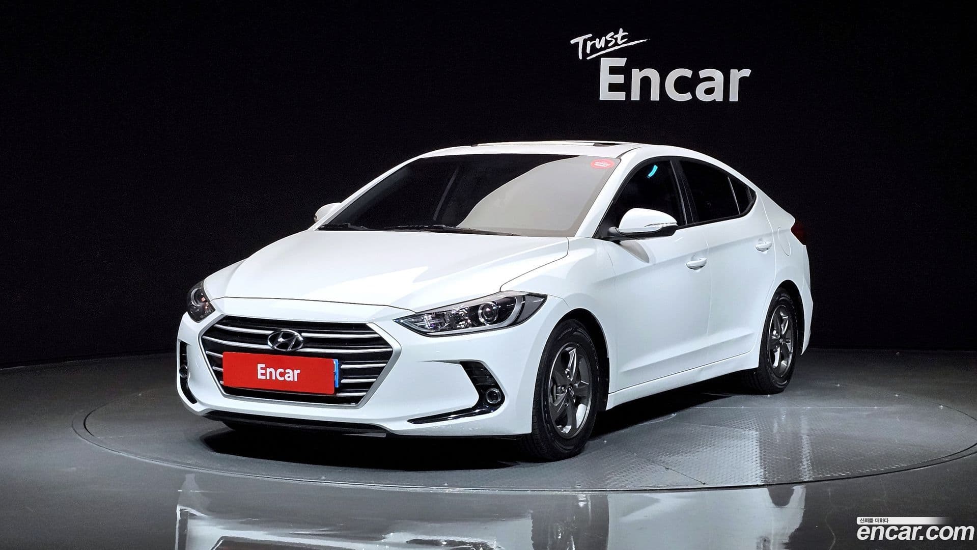 Main__Slider__Photo:AVANTE Hyundai 2016.0-0
