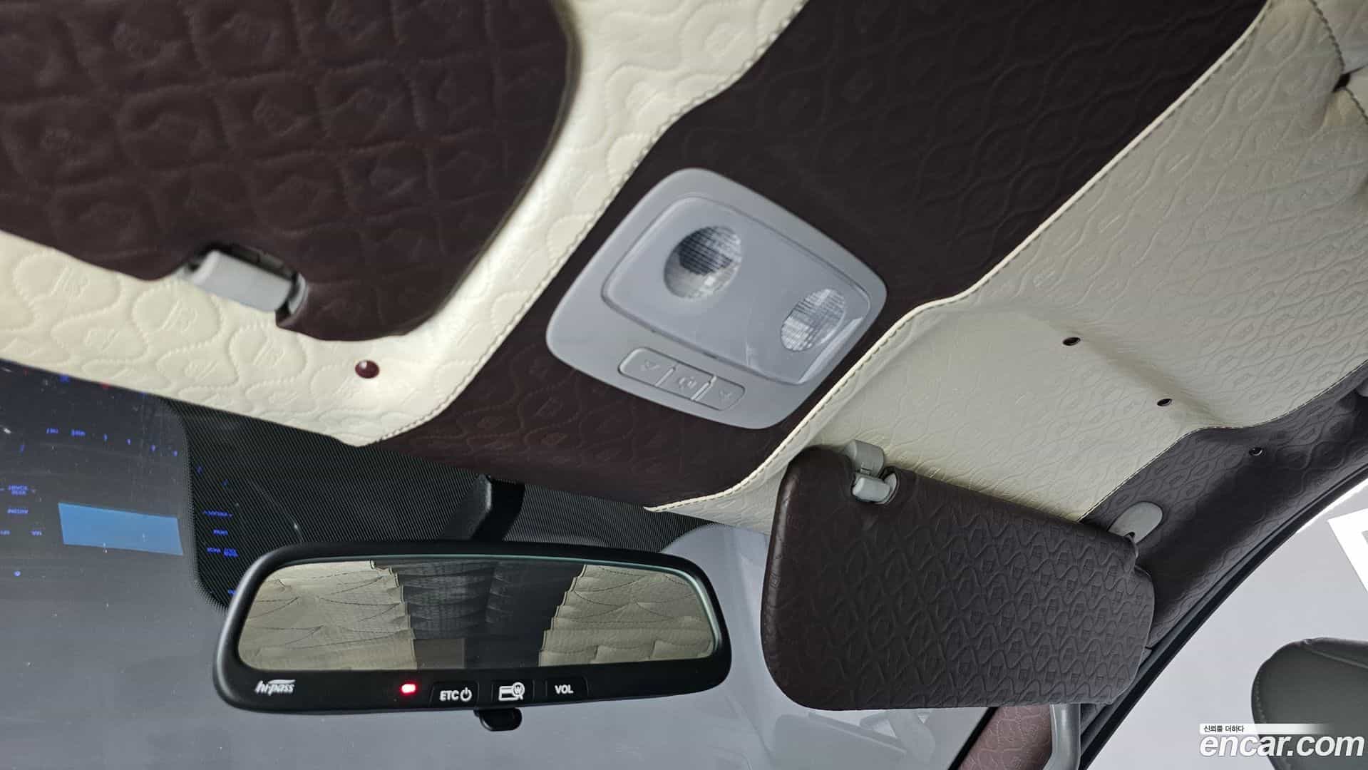 Starex Hyundai 2018.9-OPTION-020