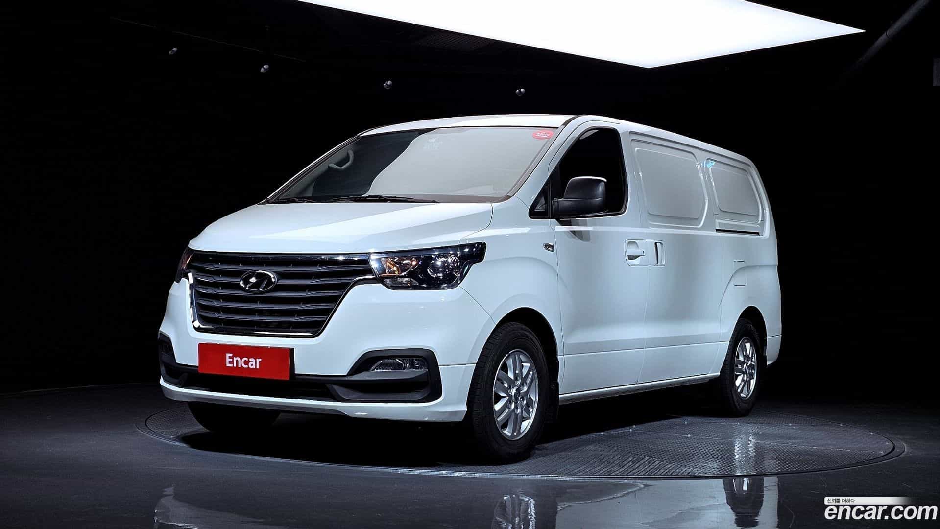 Starex Hyundai 2019.2-OUTER-001
