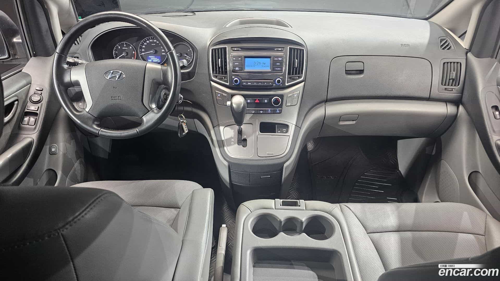 Starex Hyundai 2019.2-INNER-007