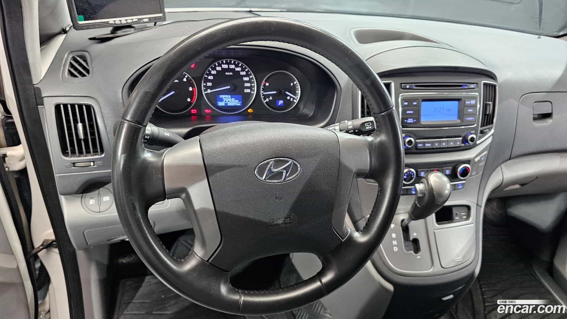 Starex Hyundai 2019.2-OPTION-018