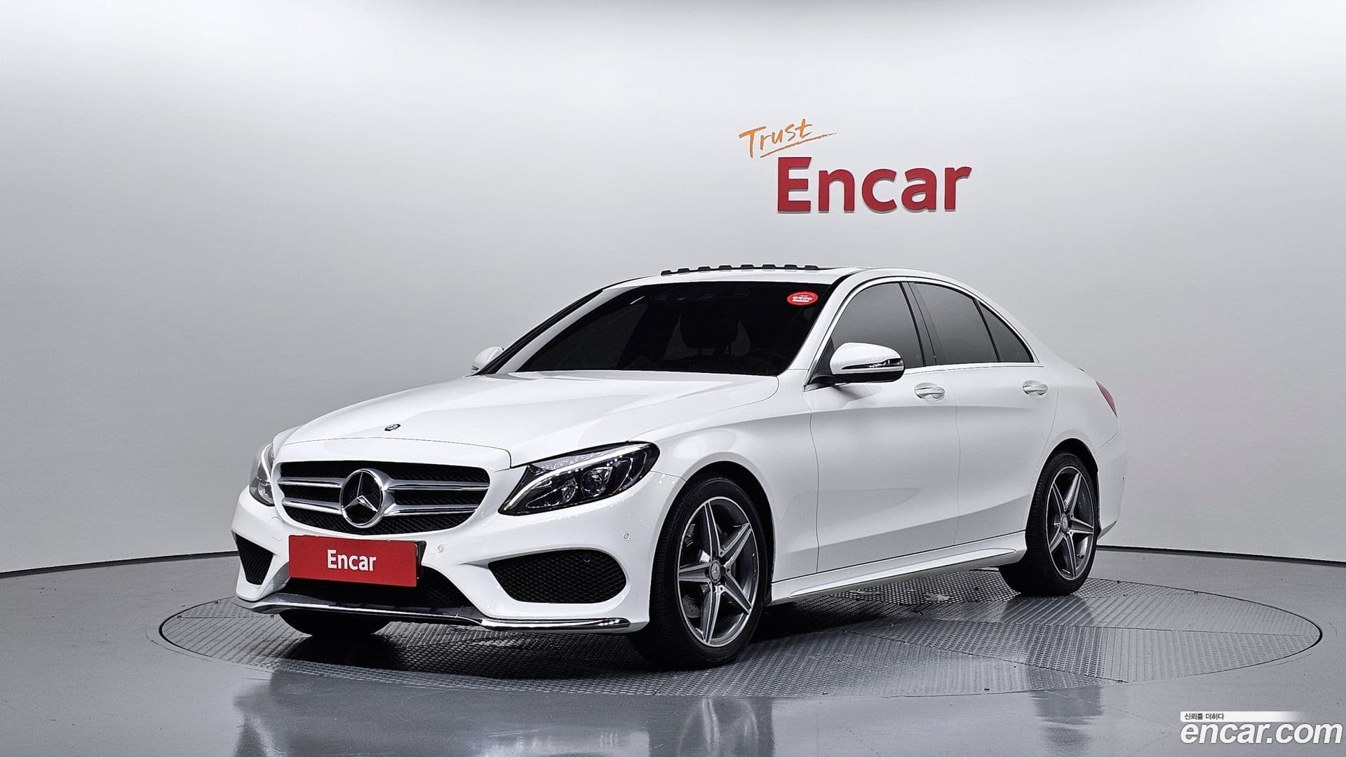 Main__Slider__Photo:C-Class Mercedes-Benz 2017.0-0