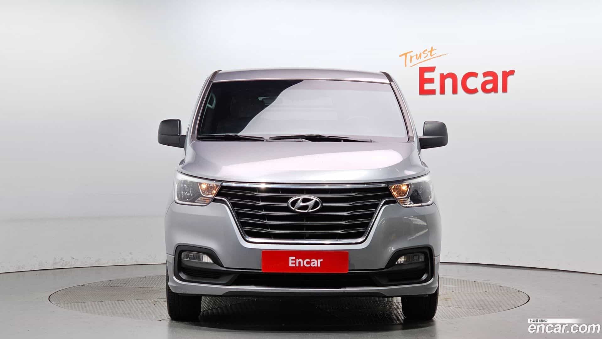 Starex Hyundai 2018.2-OUTER-003