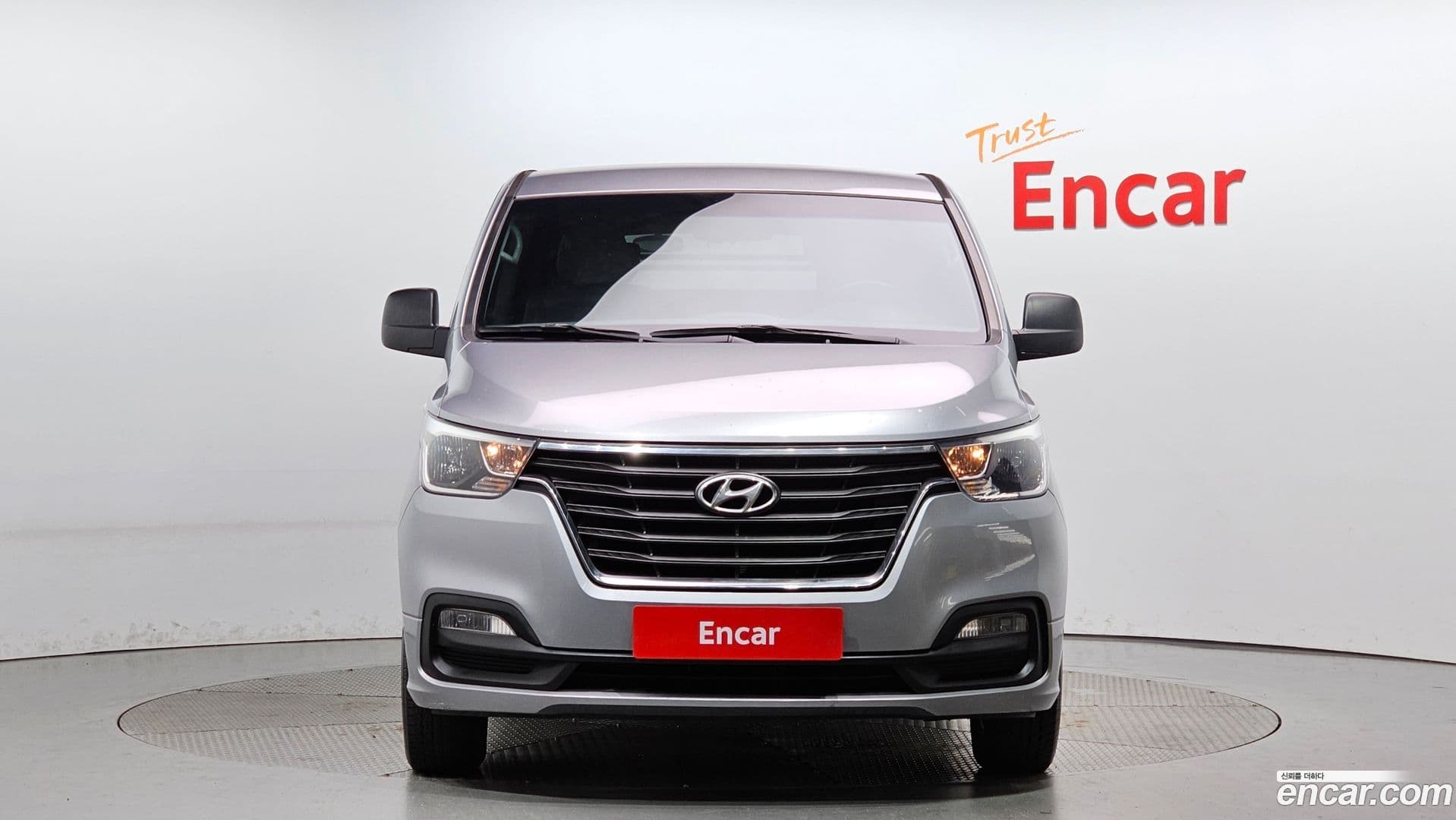 Main__Slider__Photo:Starex Hyundai 2018.2-2