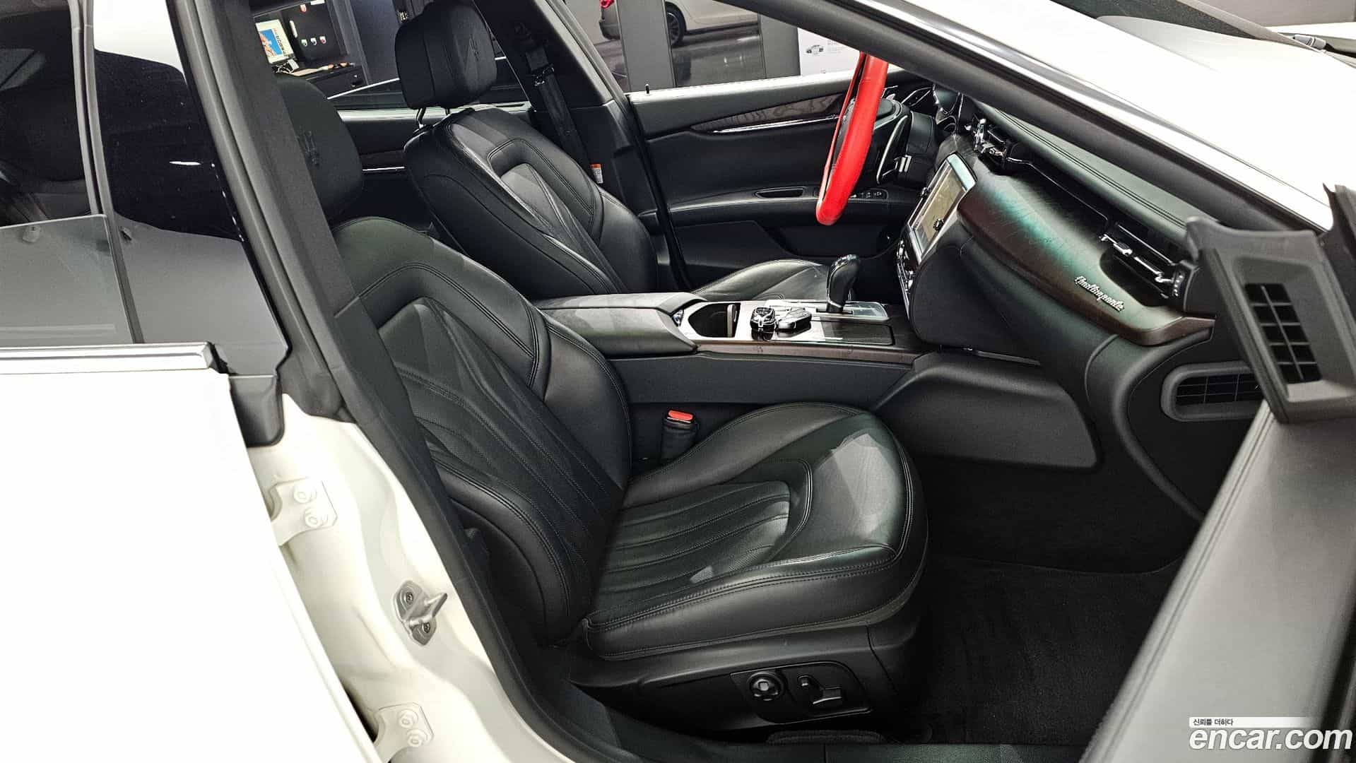 Quattroporte Maserati 2016.8-INNER-010