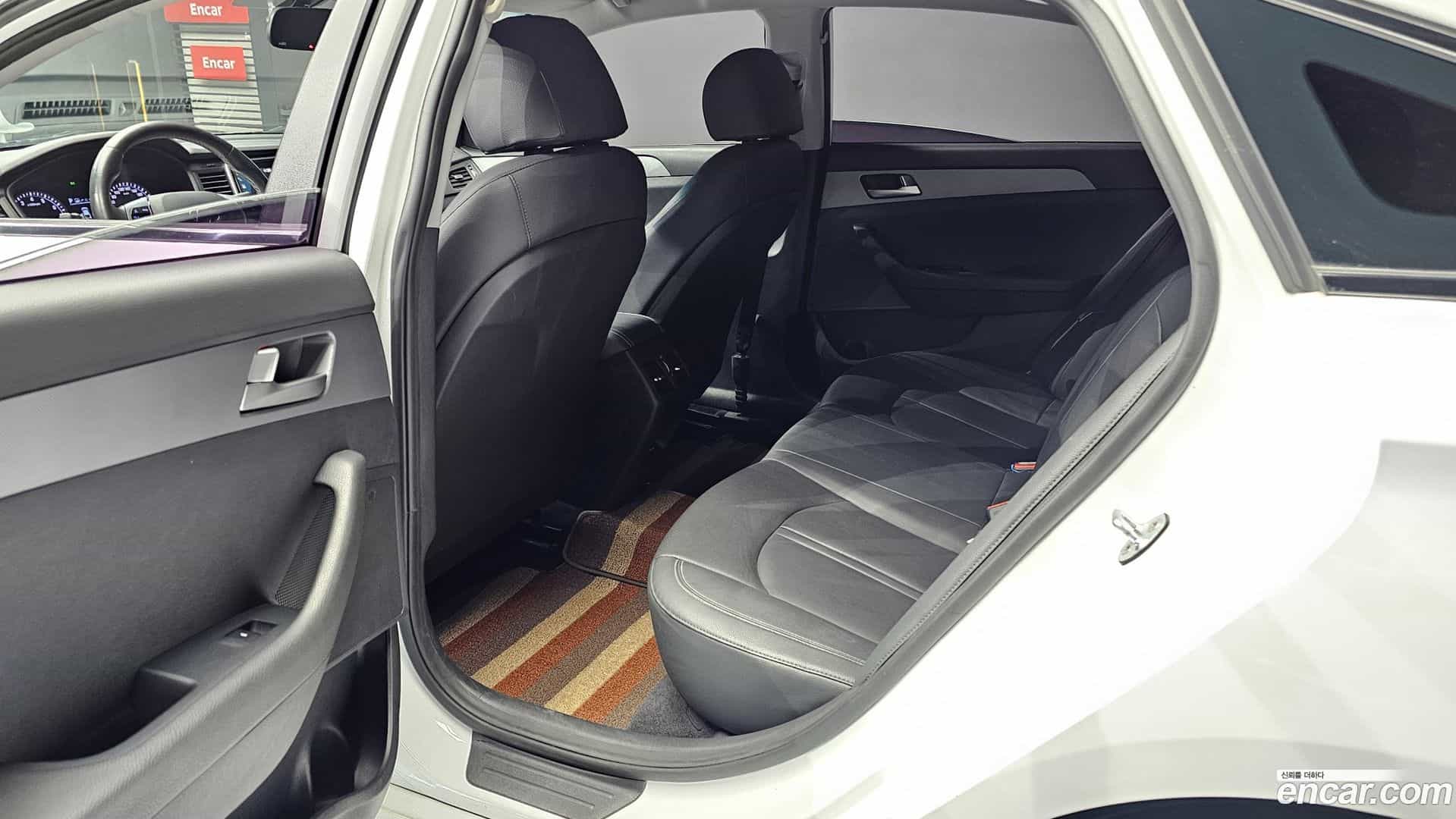 Sonata Hyundai 2018.8-OPTION-017
