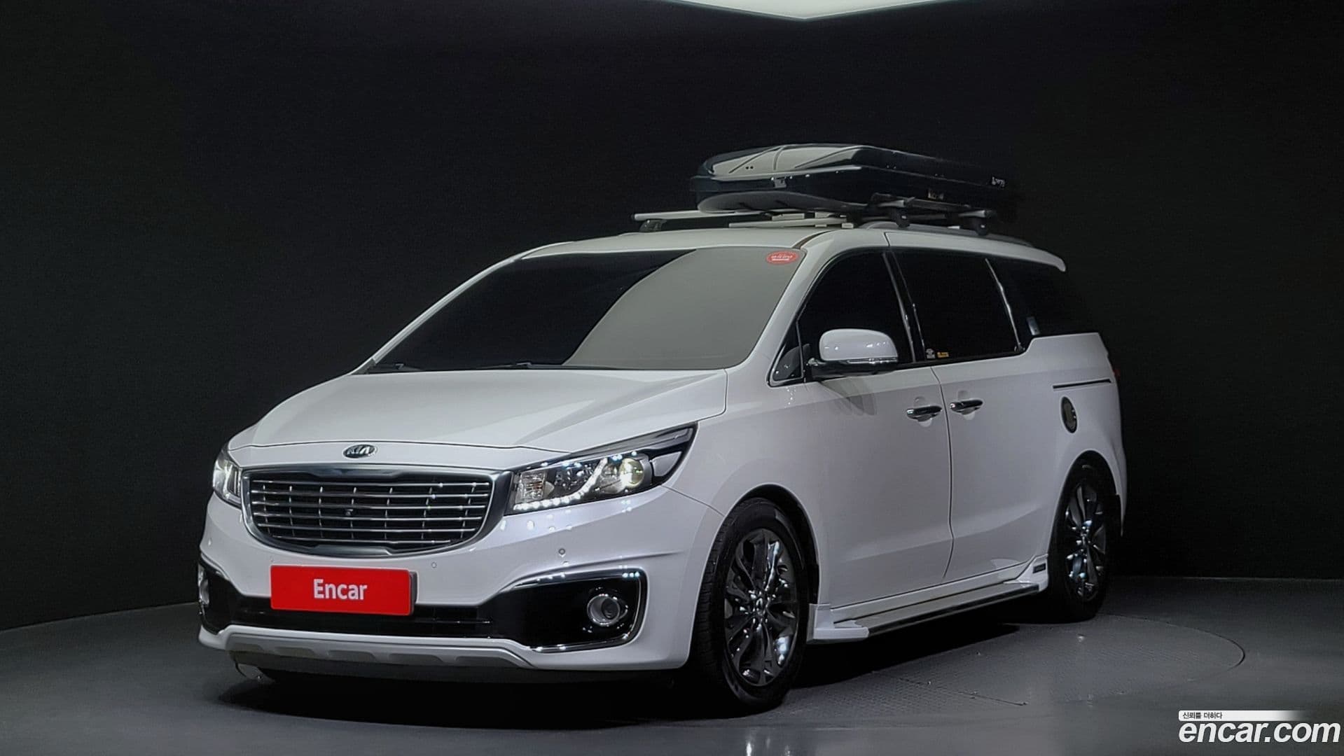 Main__Slider__Photo:Canival Kia 2015.10-0