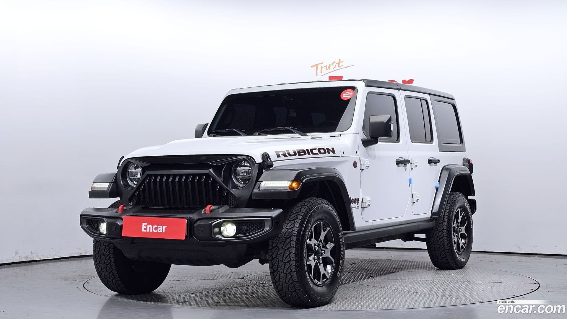 Main__Slider__Photo:Wrangler Jeep 2018.11-0