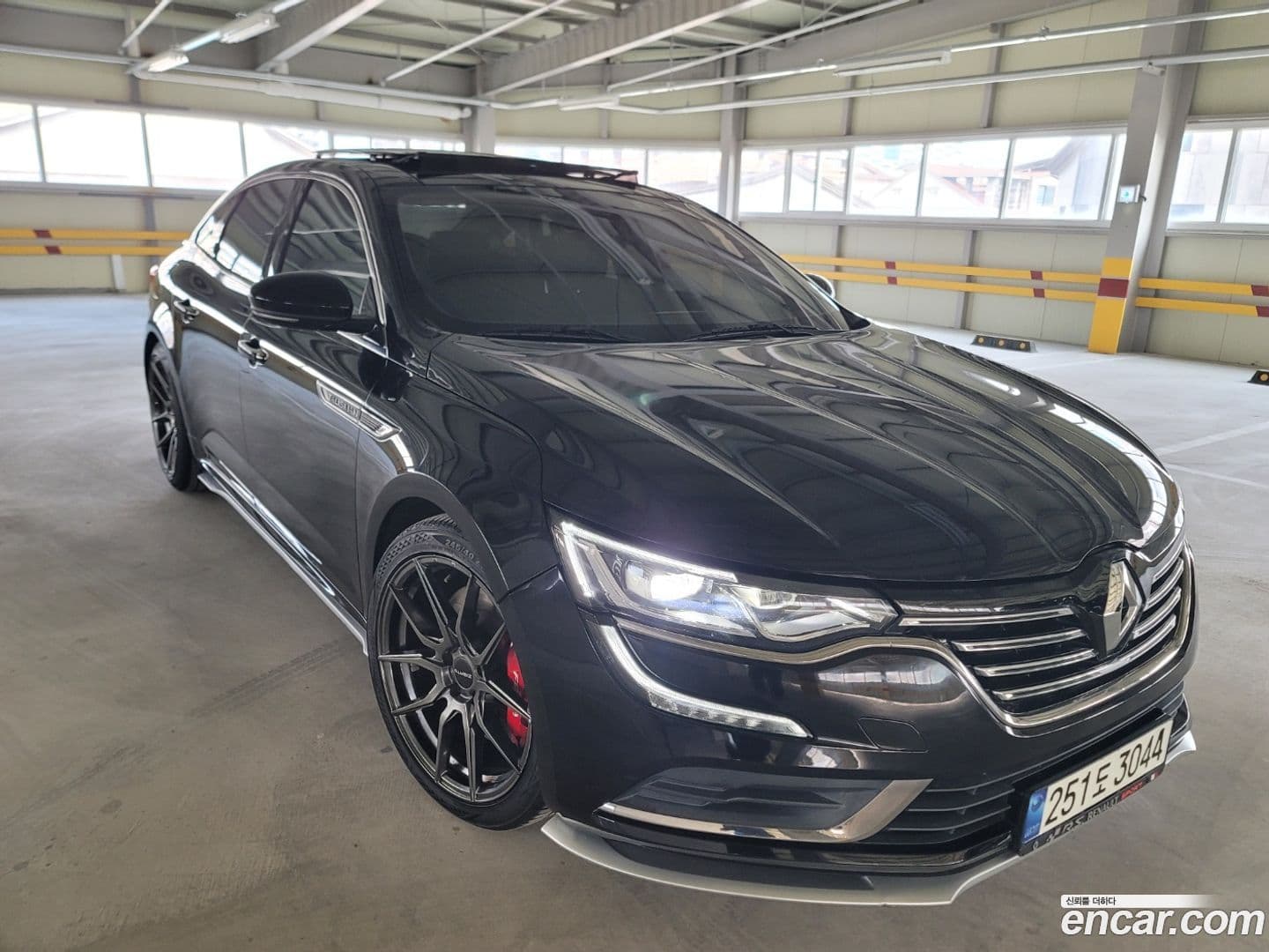 Main__Slider__Photo:SM6 Renault Korea 2016.4-0