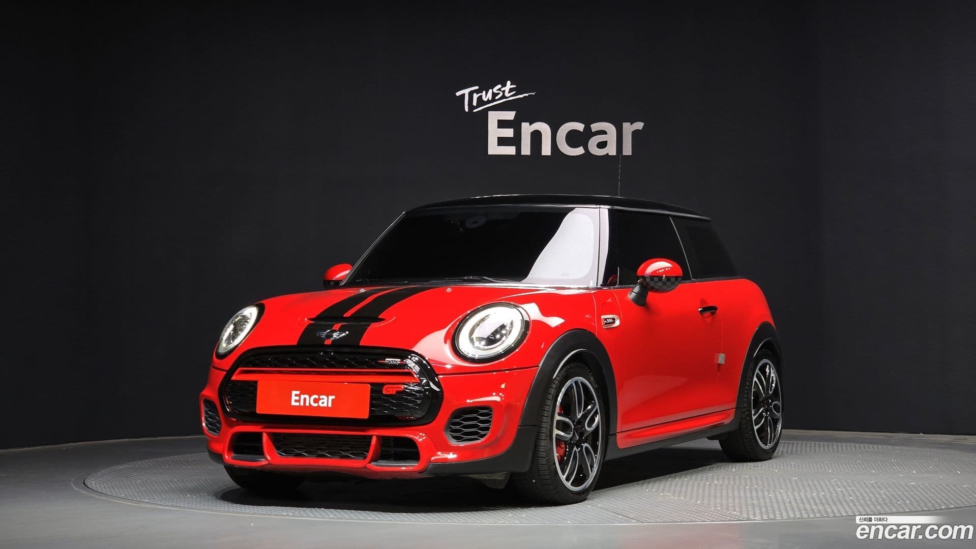 Main__Slider__Photo:Cooper Mini 2016.0-0