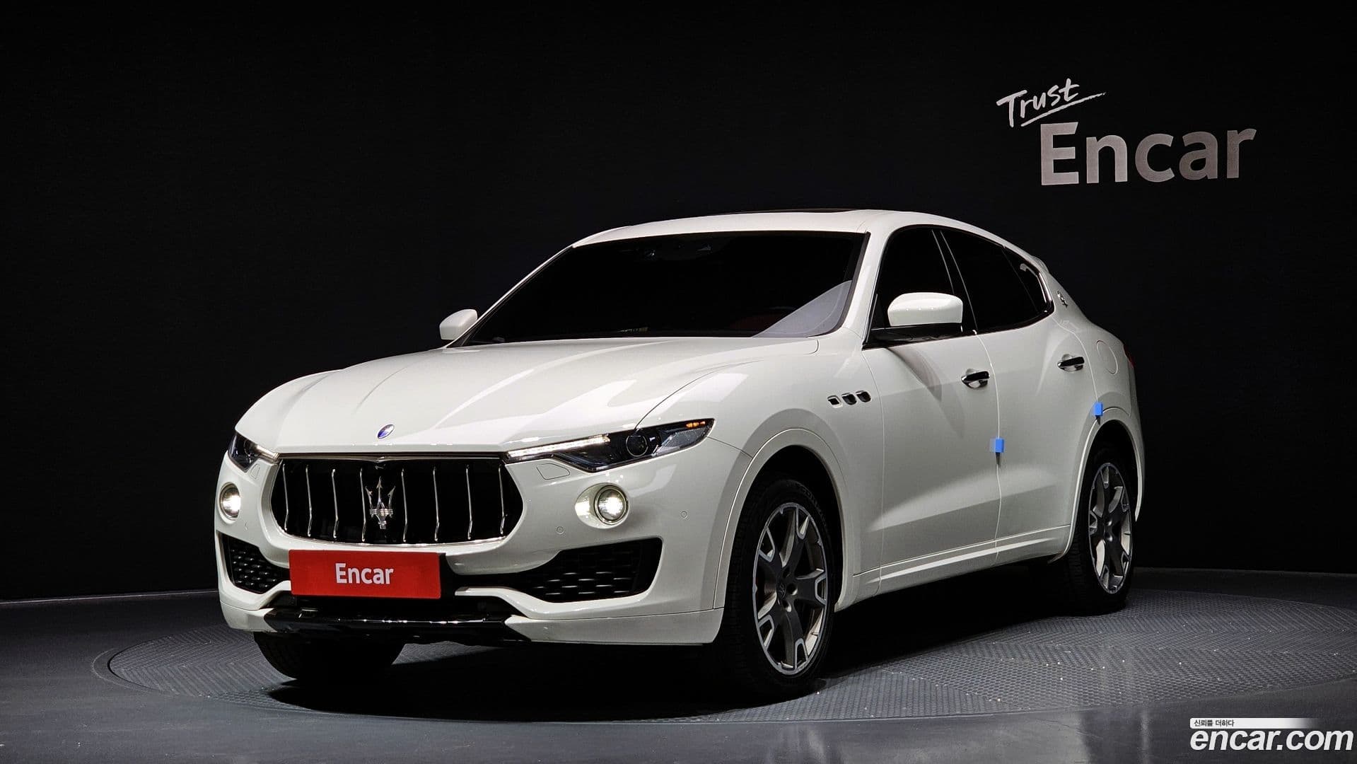 Main__Slider__Photo:Levante Maserati 2017.0-0