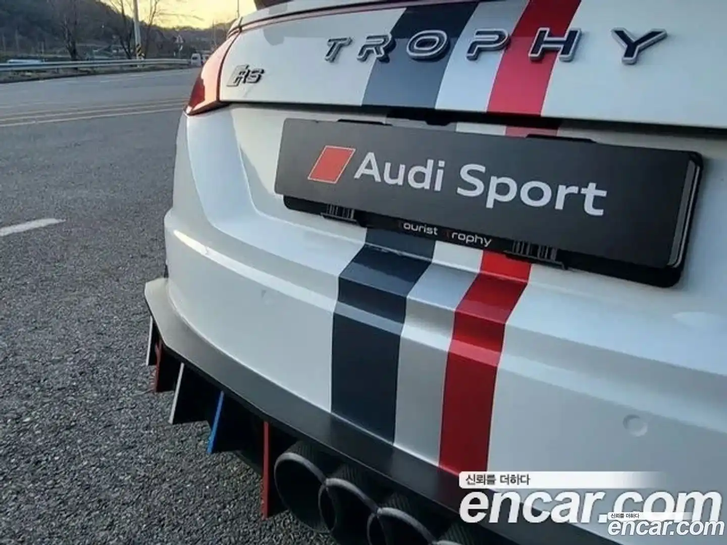 TT Audi 2016.0-INNER-010