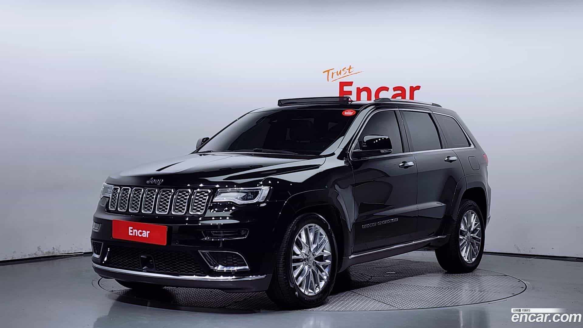Cherokee Jeep 2017.11-OUTER-001