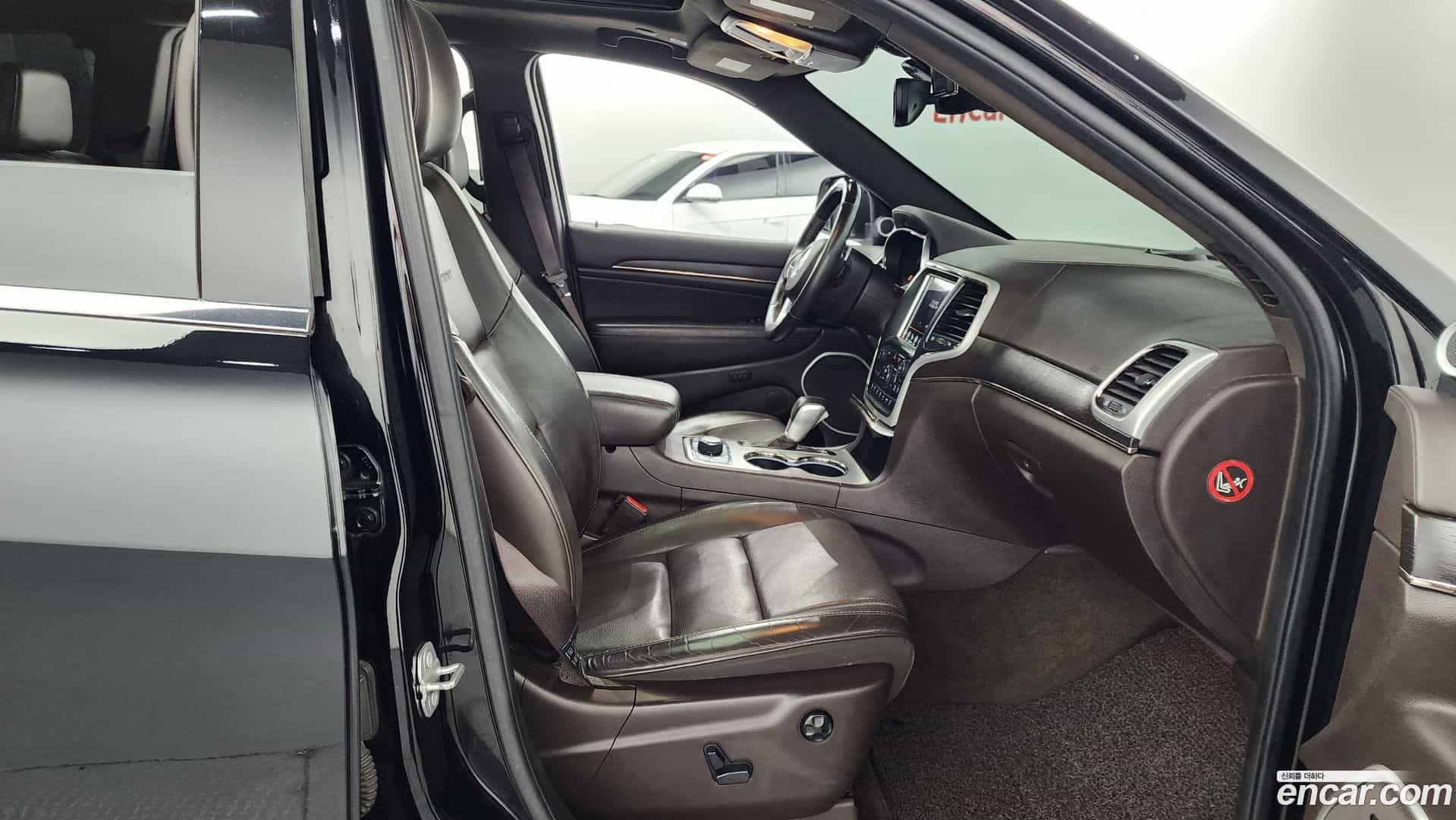 Cherokee Jeep 2017.11-OPTION-015