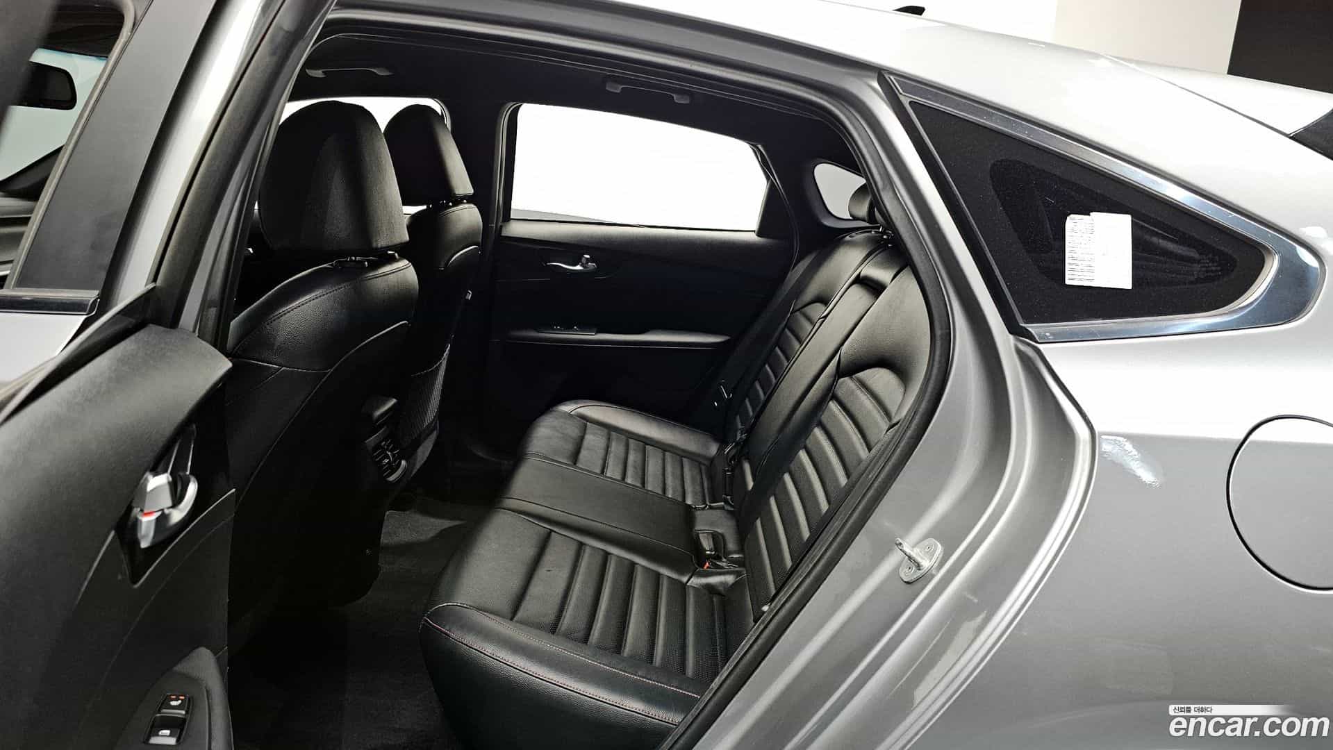K3 Kia 2022.2-OPTION-016