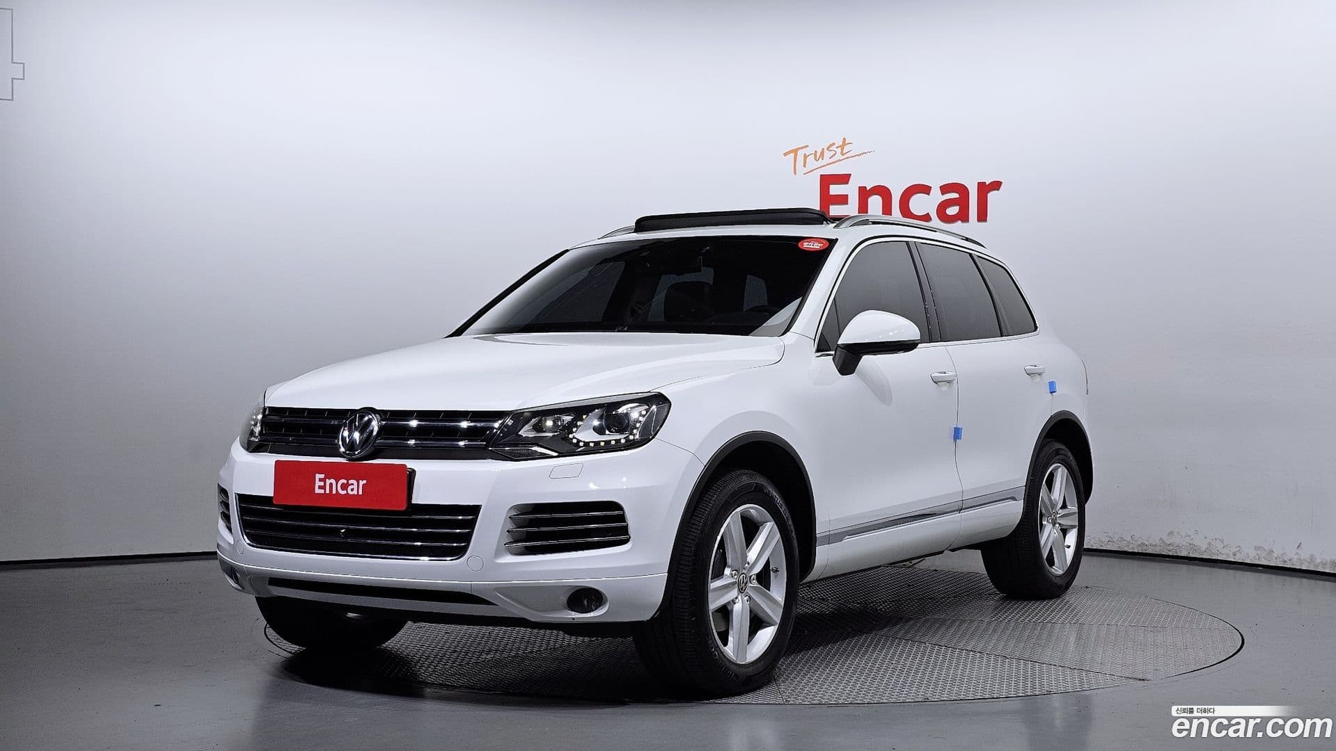 Main__Slider__Photo:Touareg Volkswagen 2012.9-0