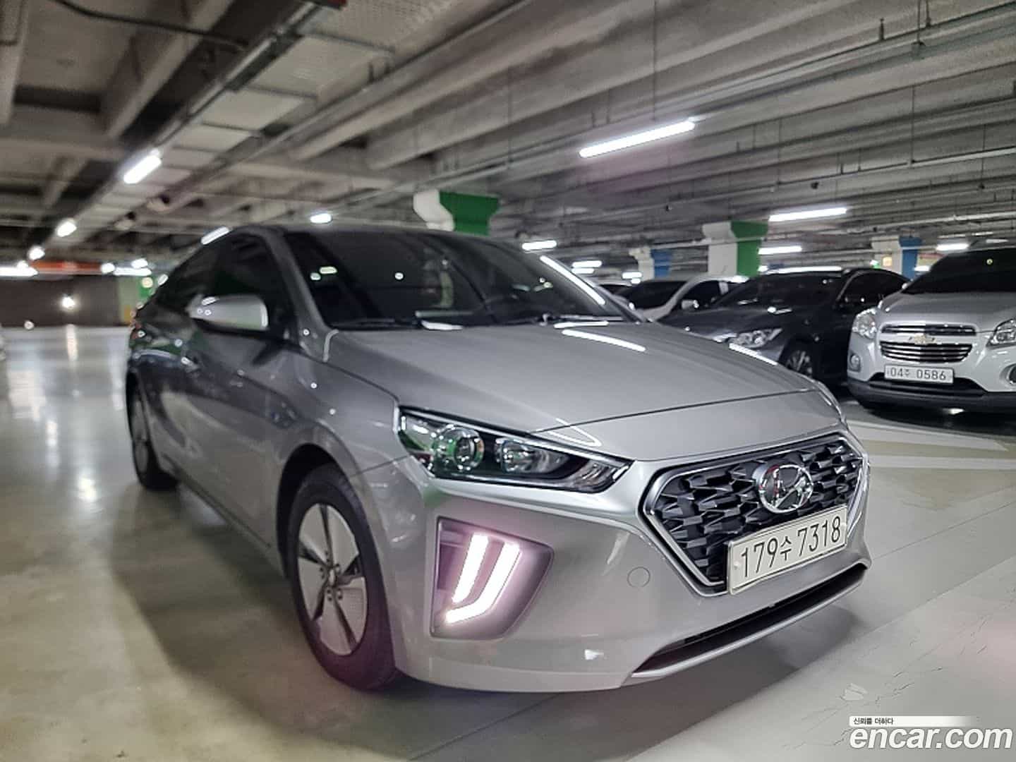 Ioniq Hyundai 2020.4-OUTER-002