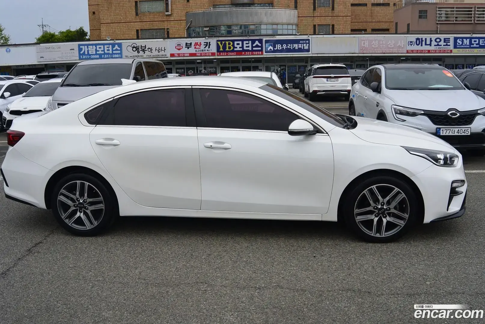 Main__Slider__Photo:K3 Kia 2018.3-1