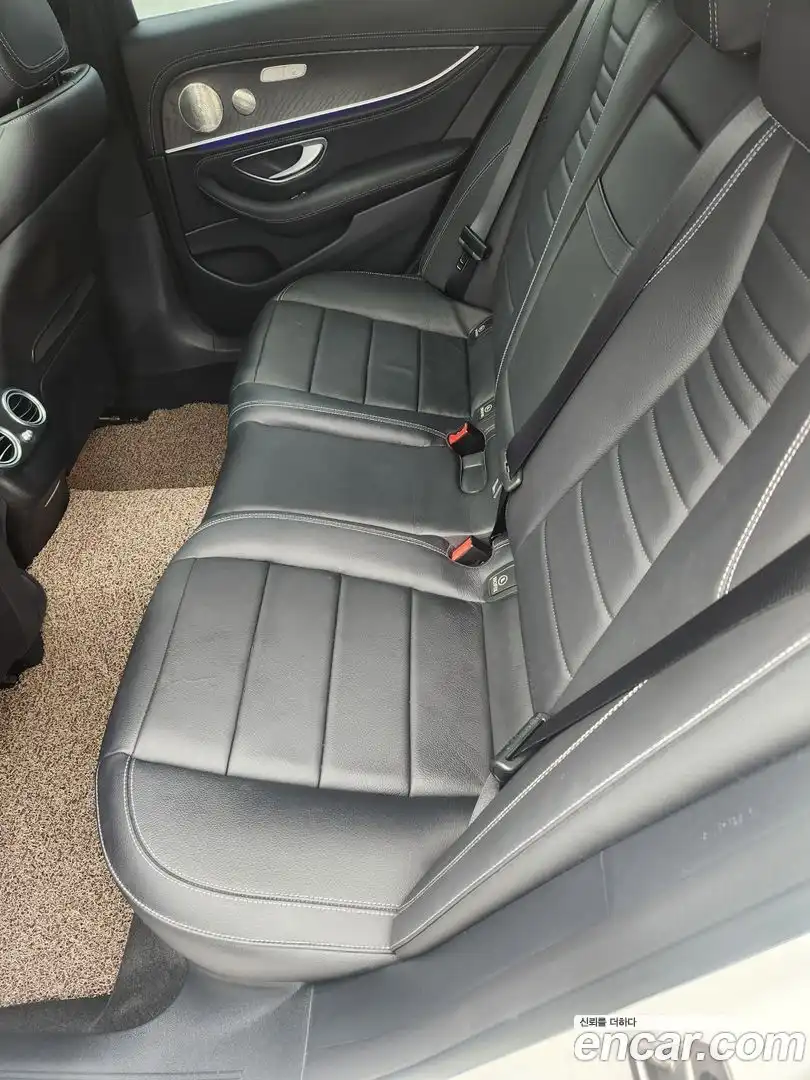 E-Class Mercedes-Benz 2023.5-INNER-007