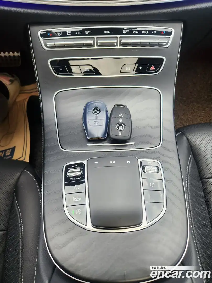 E-Class Mercedes-Benz 2023.5-OPTION-022