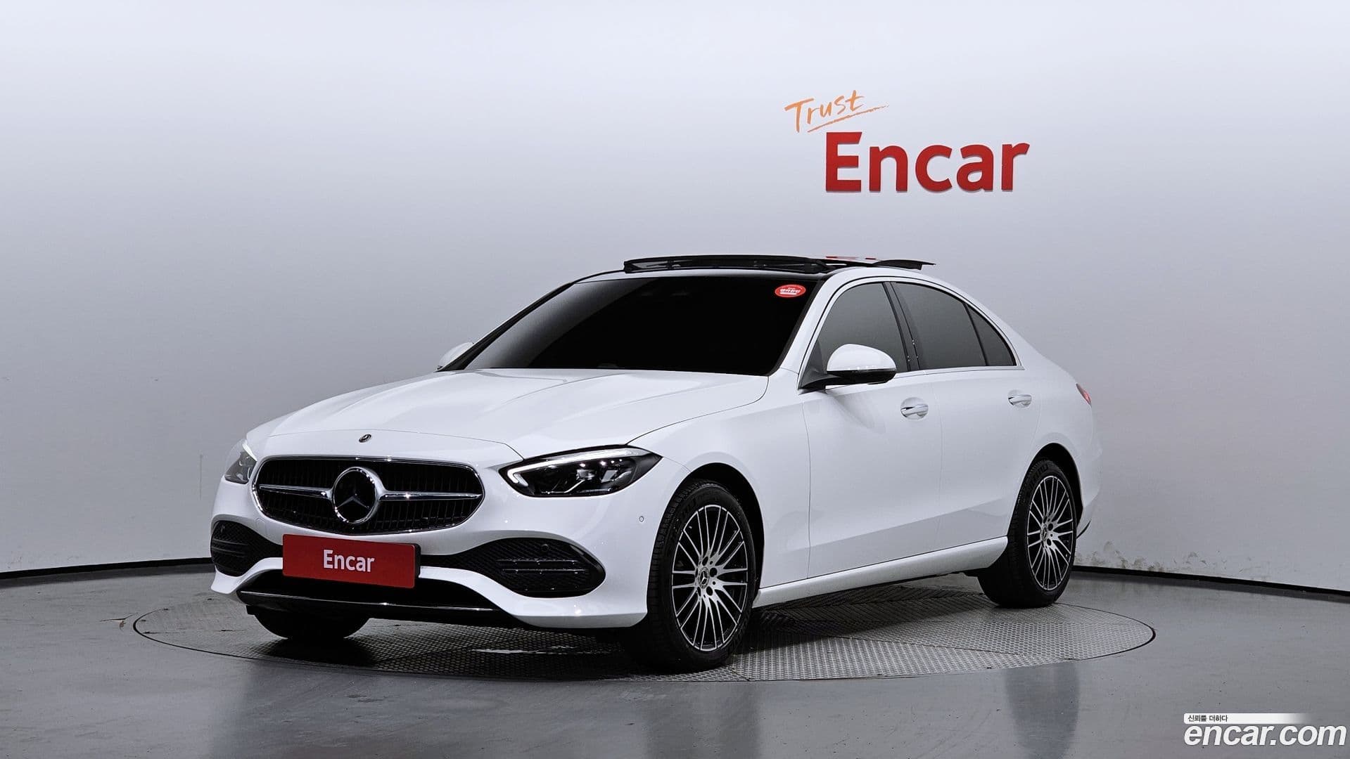 Main__Slider__Photo:C-Class Mercedes-Benz 2025.3-0