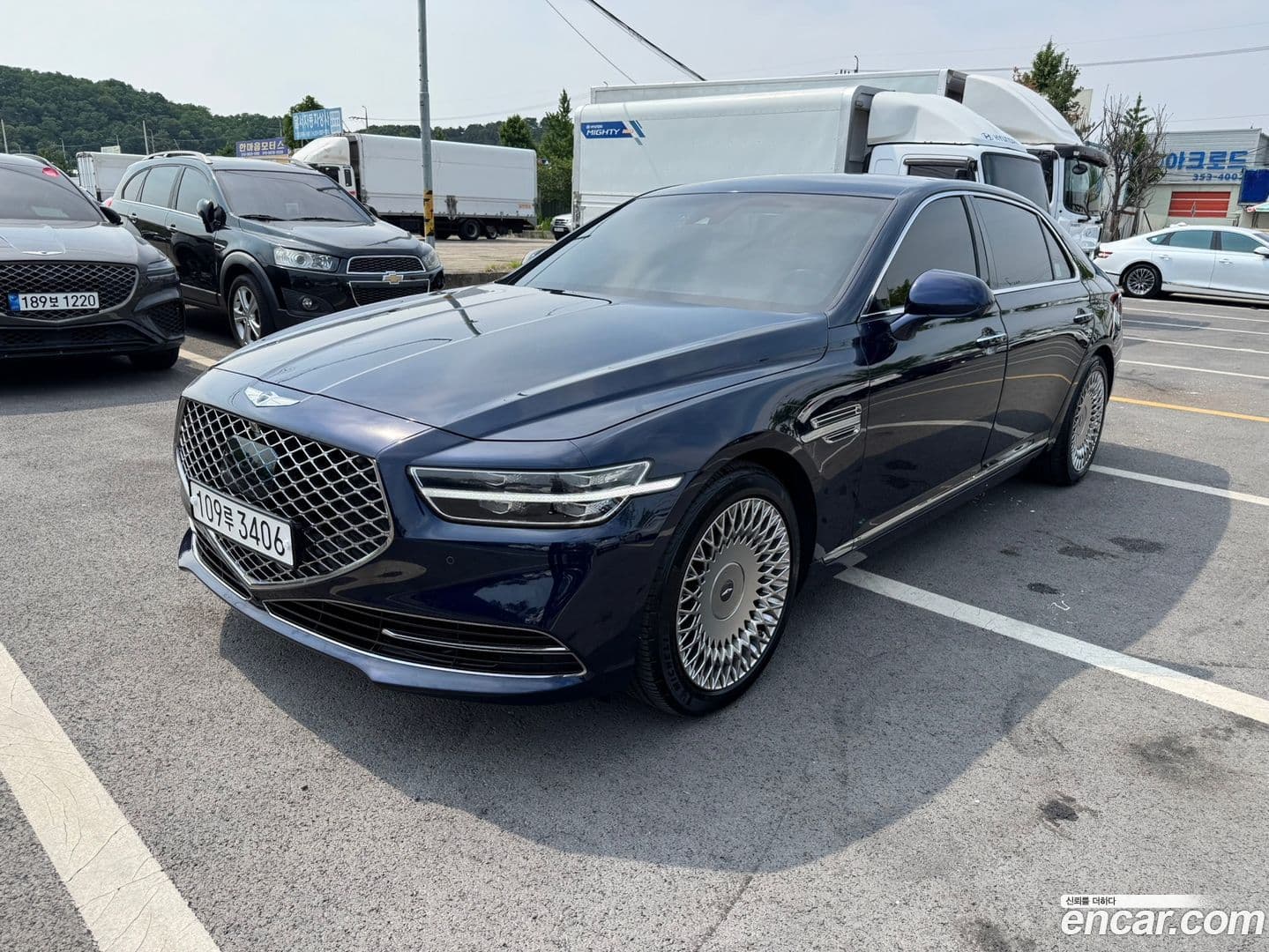 Main__Slider__Photo:G90 Genesis 2020.6-0