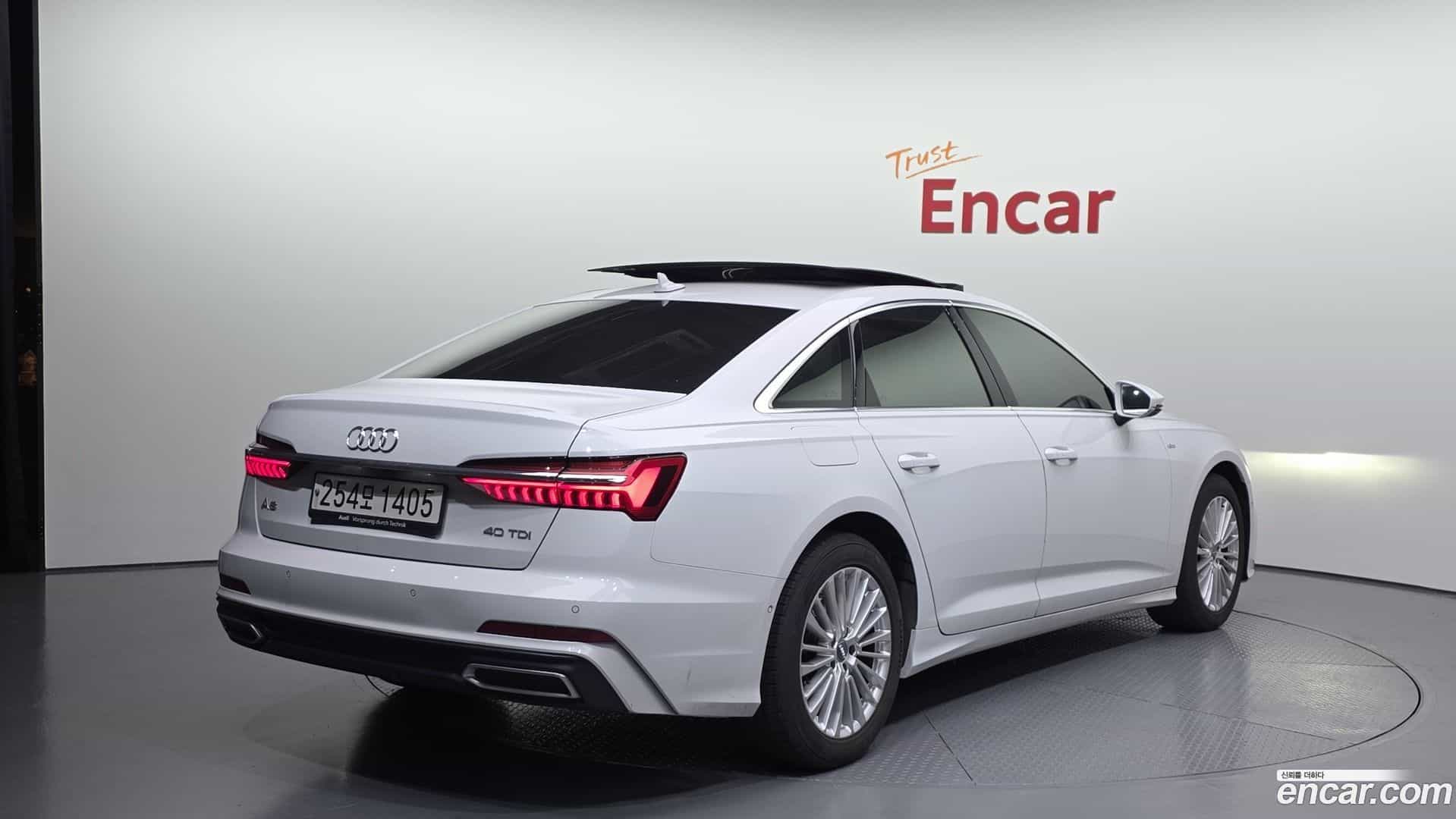 A6 Audi 2021.0-OUTER-002