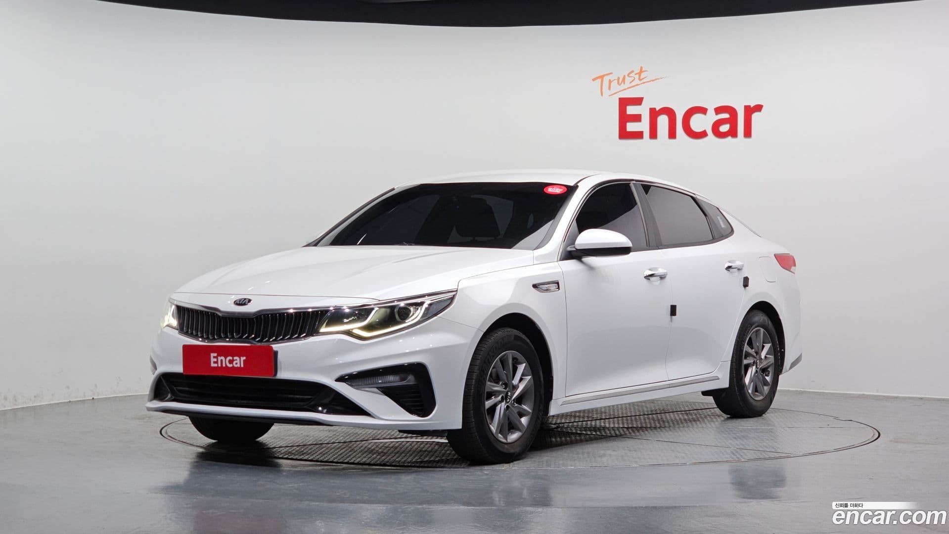 Main__Slider__Photo:K5 Kia 2018.4-0
