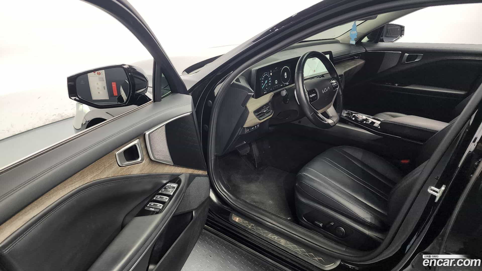 K8 Kia 2023.1-INNER-010