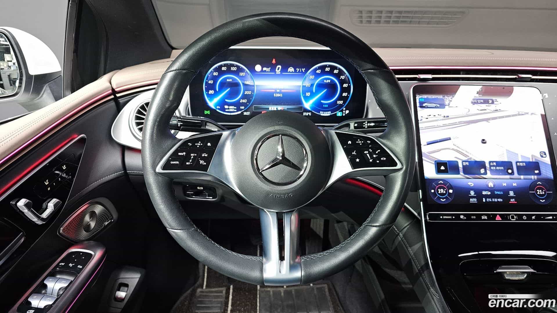EQE Mercedes-Benz 2022.8-OPTION-017