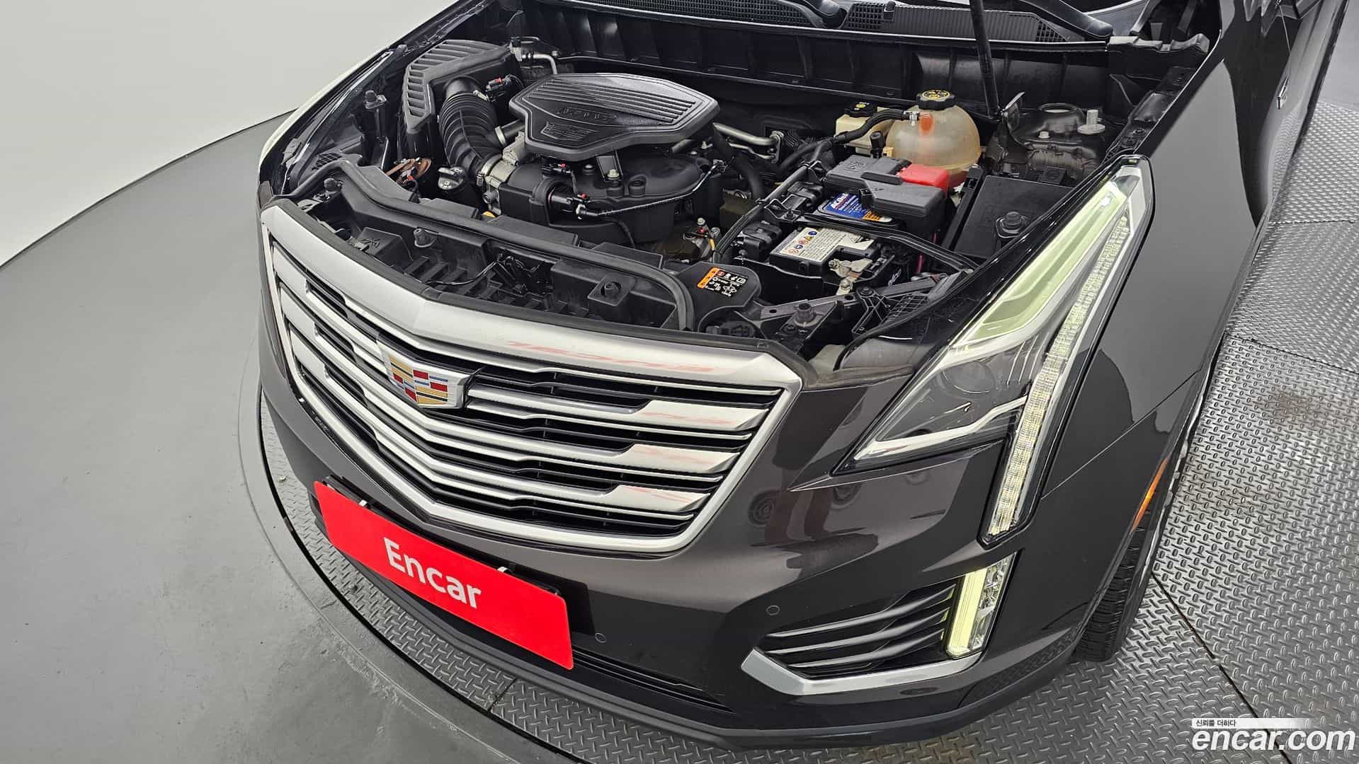XT5 Cadillac 2018.4-INNER-006