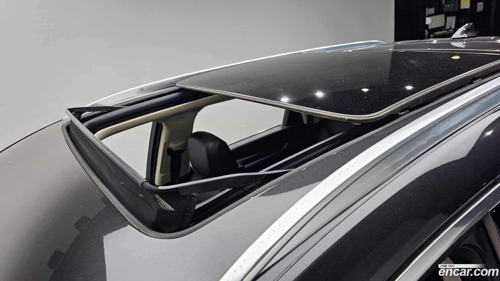XT5 Cadillac 2018.4-OPTION-023