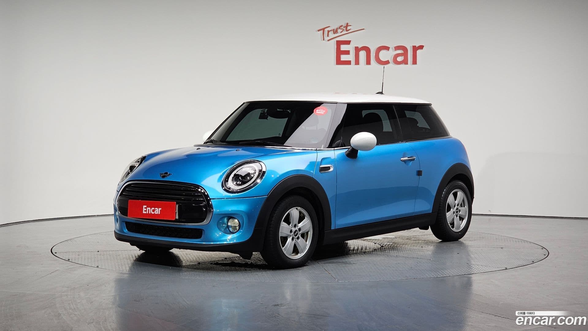 Main__Slider__Photo:Cooper Mini 2019.7-0