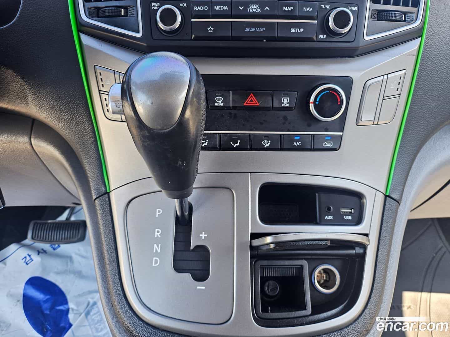 Starex Hyundai 2018.4-INNER-009