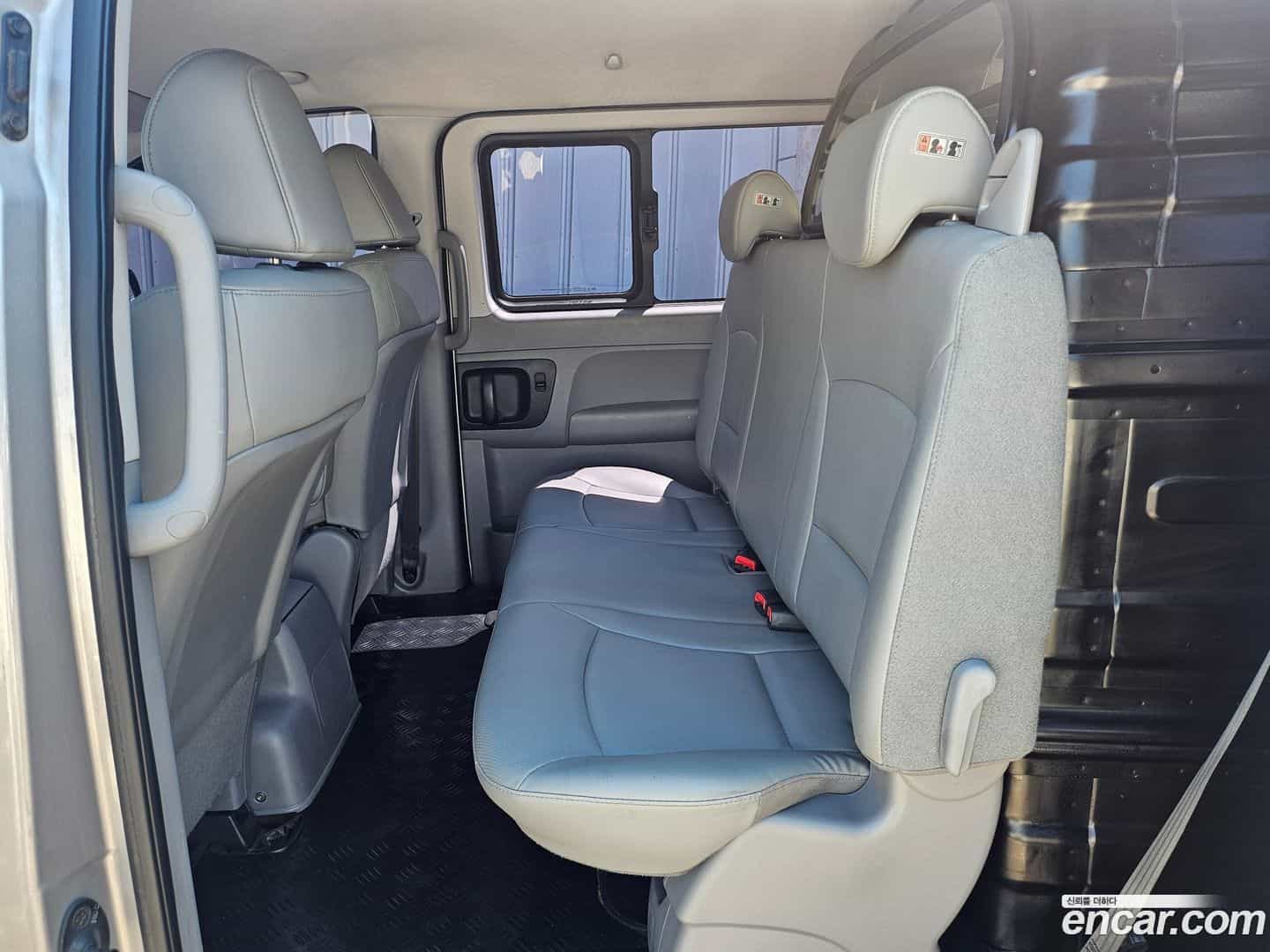 Starex Hyundai 2018.4-OPTION-018