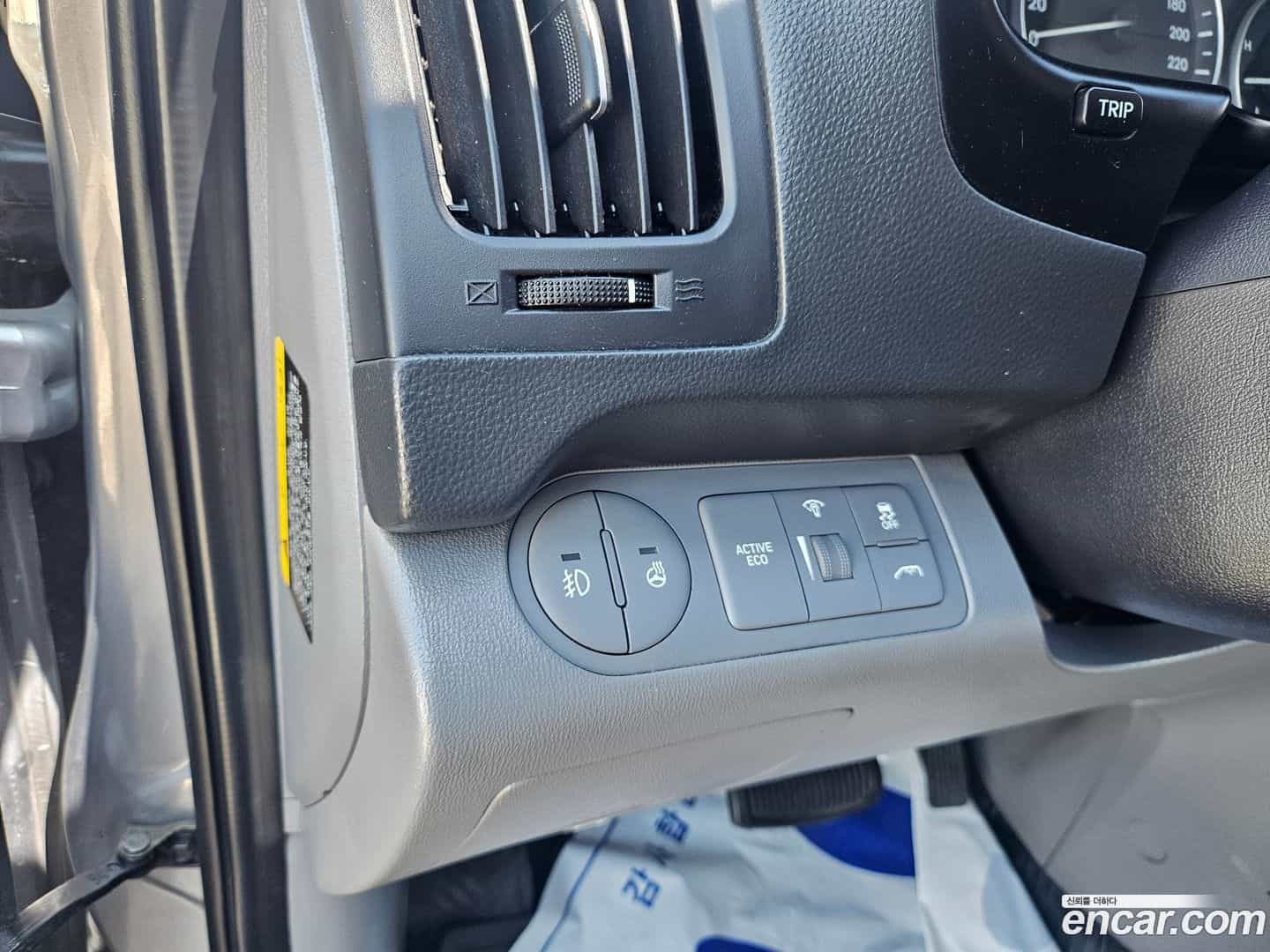 Starex Hyundai 2018.4-OPTION-019