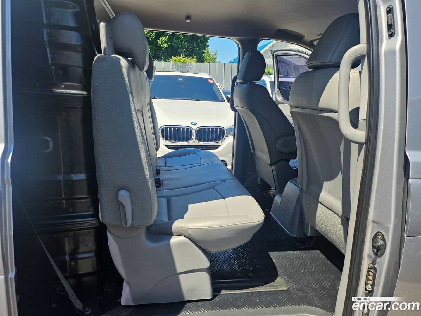 Starex Hyundai 2018.4-OPTION-023