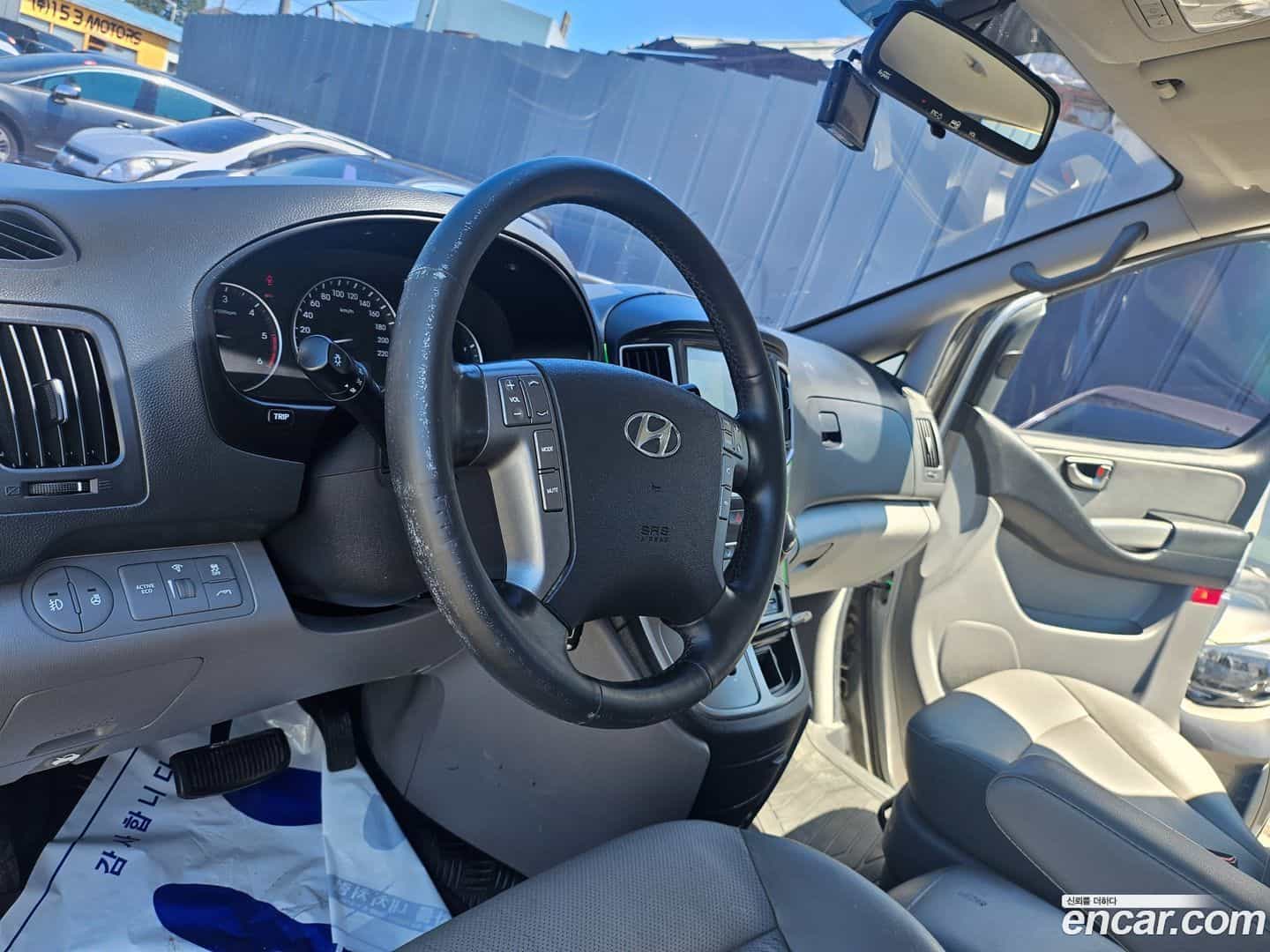 Starex Hyundai 2018.4-OPTION-024