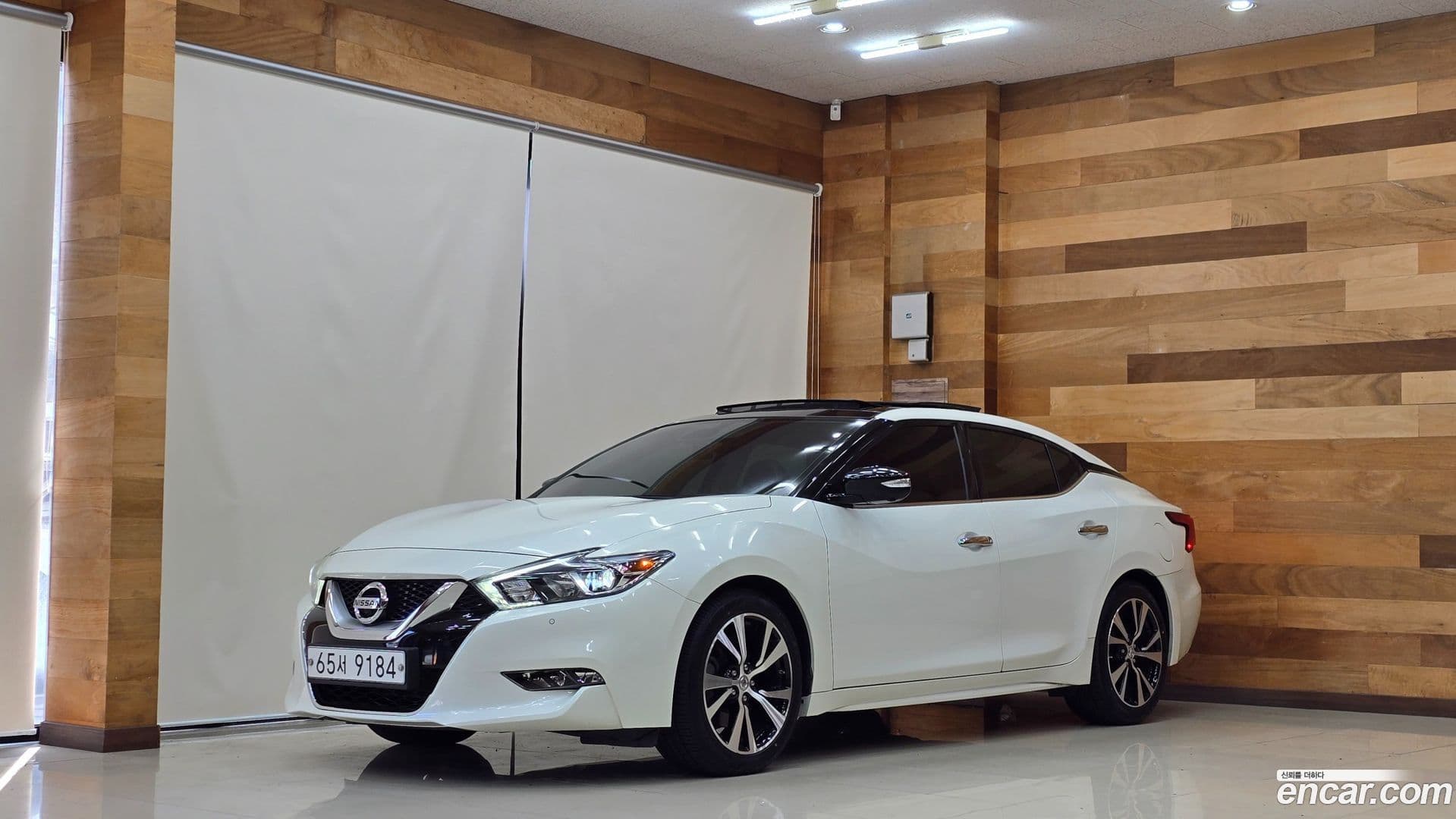 Main__Slider__Photo:Maxima Nissan 2016.10-0