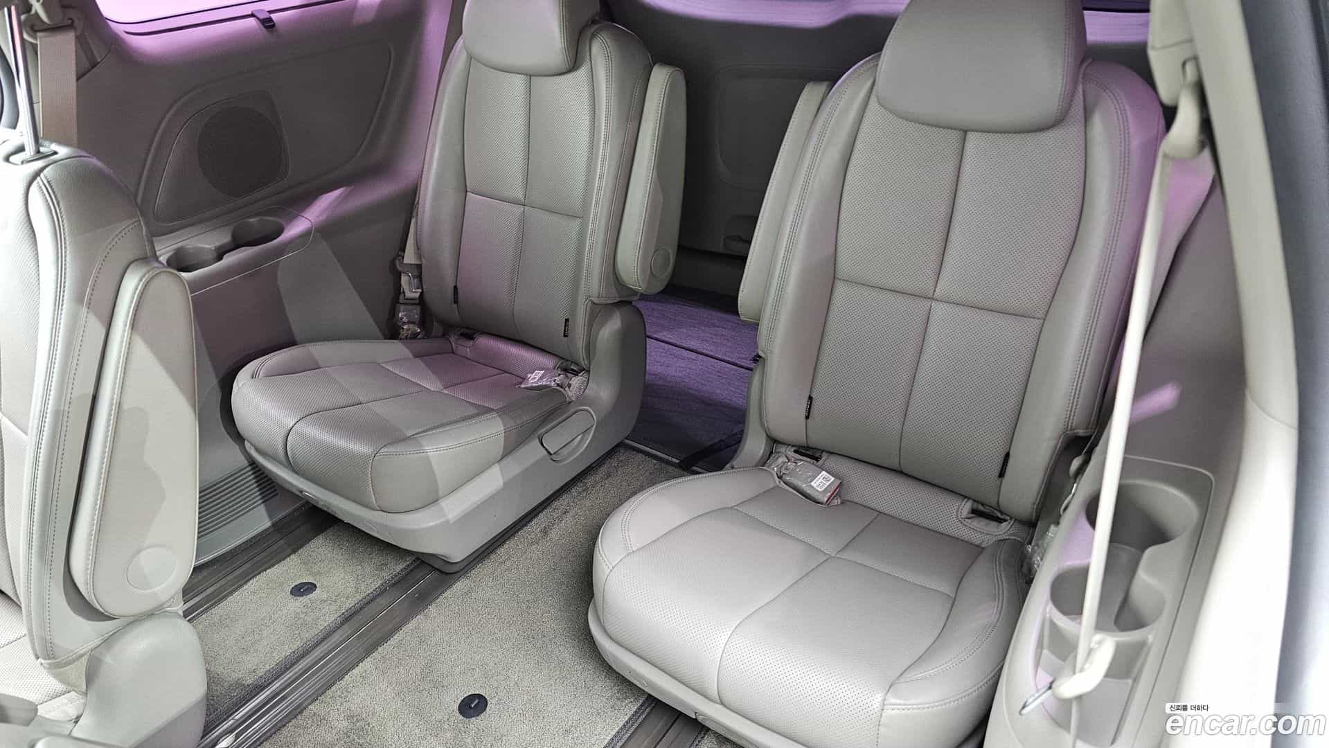 Canival Kia 2016.4-OPTION-015