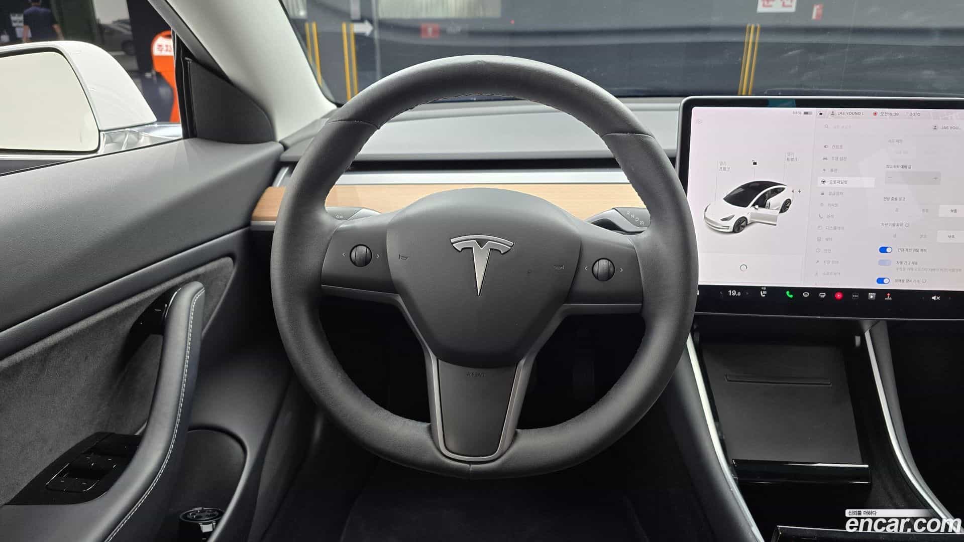 Model 3 Tesla 2020.5-OPTION-017