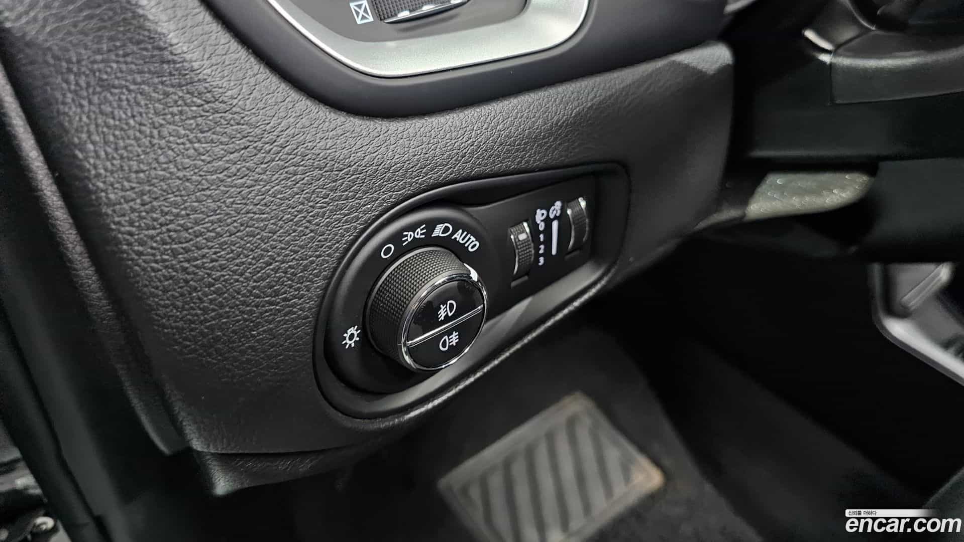 Renegade Jeep 2021.6-OPTION-023