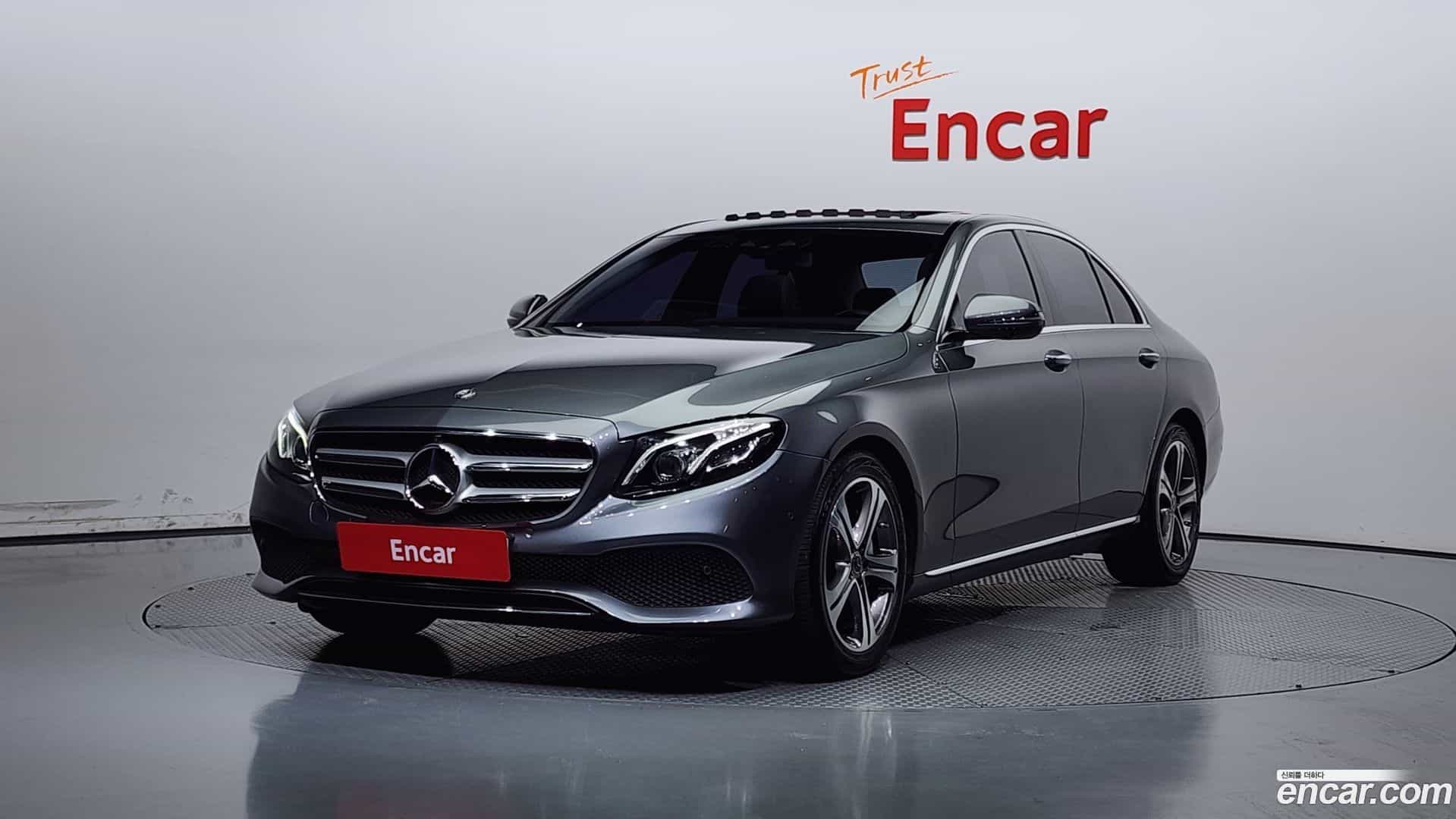 E-Class Mercedes-Benz 2017.8-OUTER-001